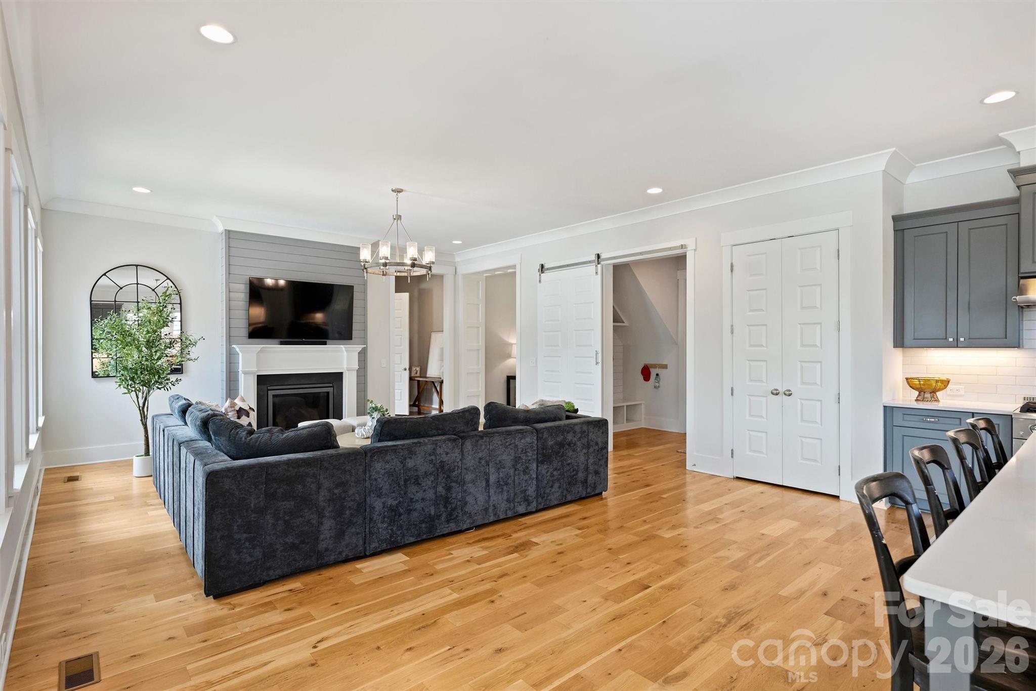 215 Hartford Avenue Property Photo 11