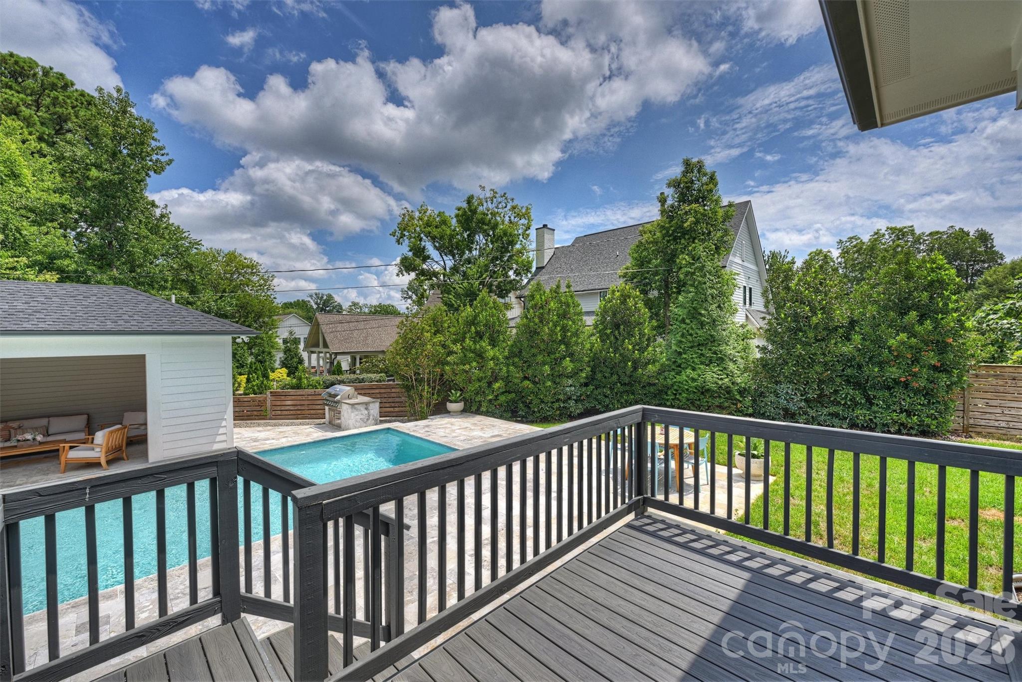 215 Hartford Avenue Property Photo 40