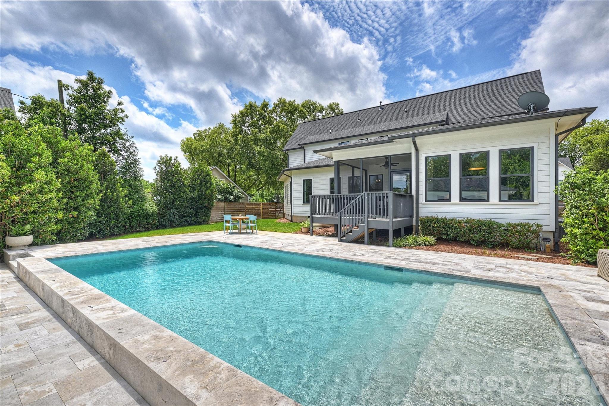 215 Hartford Avenue Property Photo 45