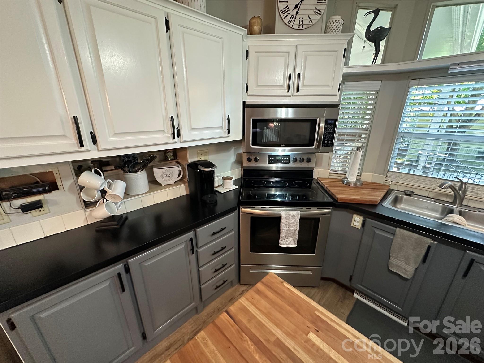 111 Hickory Circle Property Photo 14