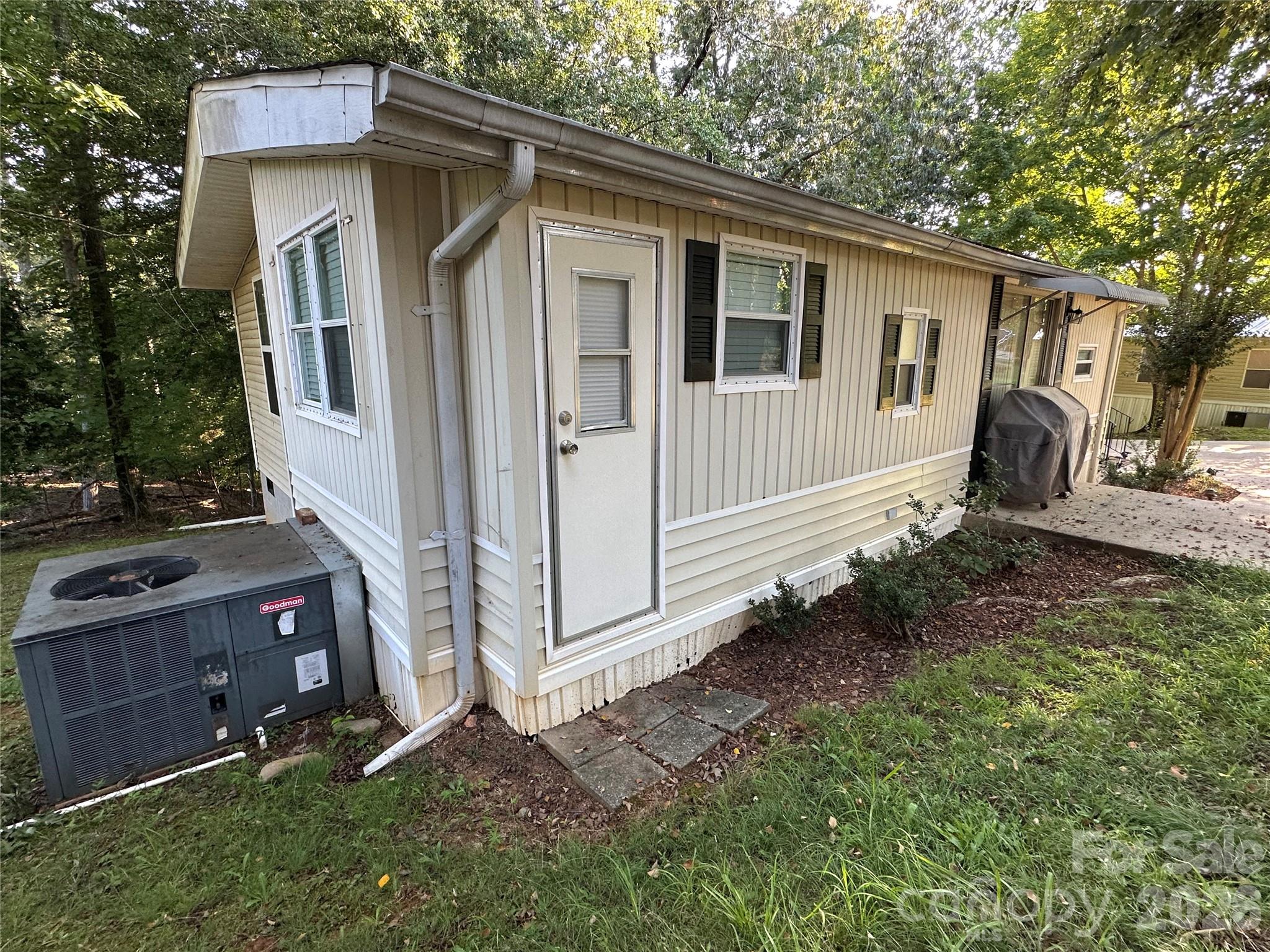 111 Hickory Circle Property Photo 34
