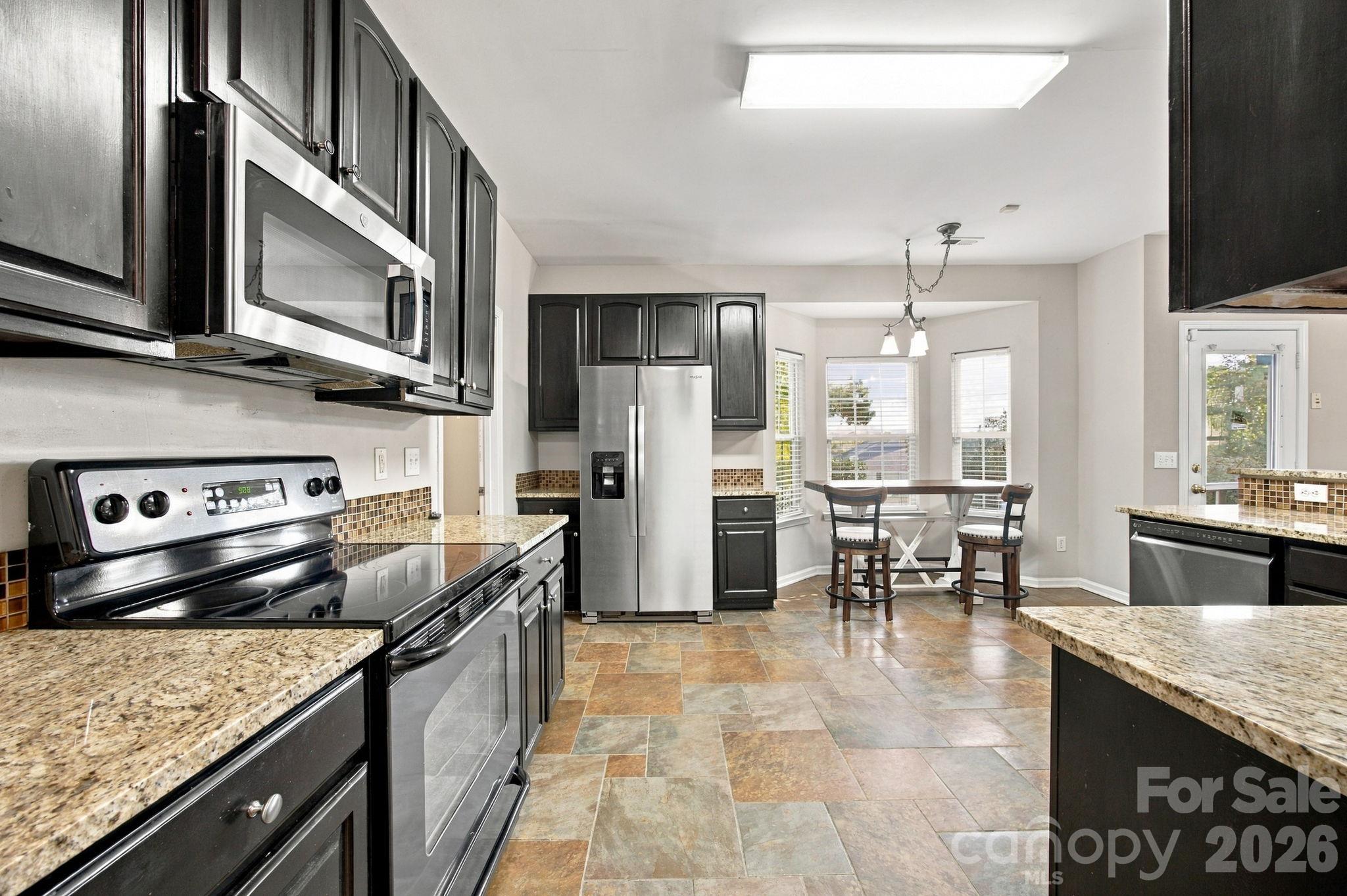17237 Baldwin Hall Drive Property Photo 8