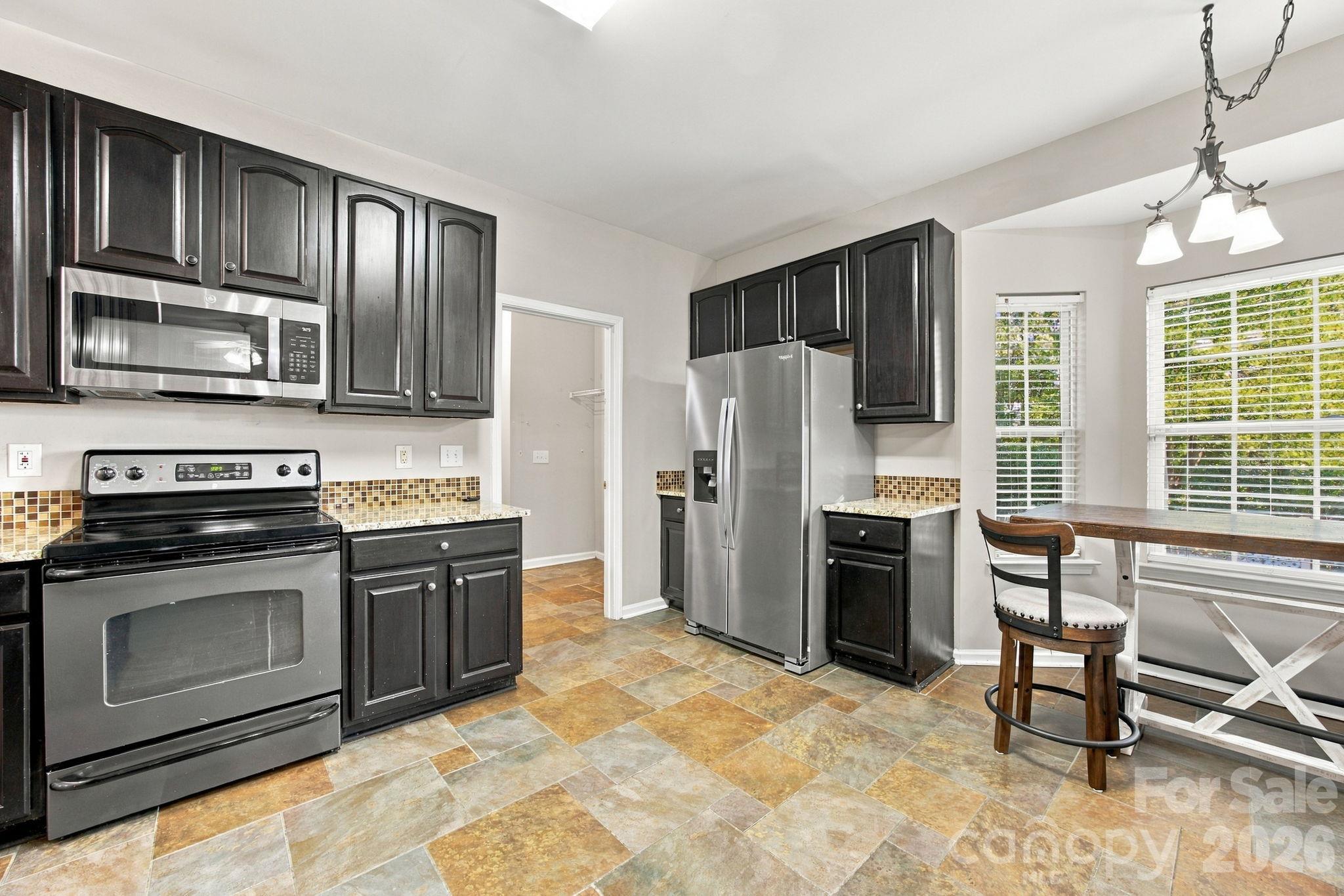 17237 Baldwin Hall Drive Property Photo 9