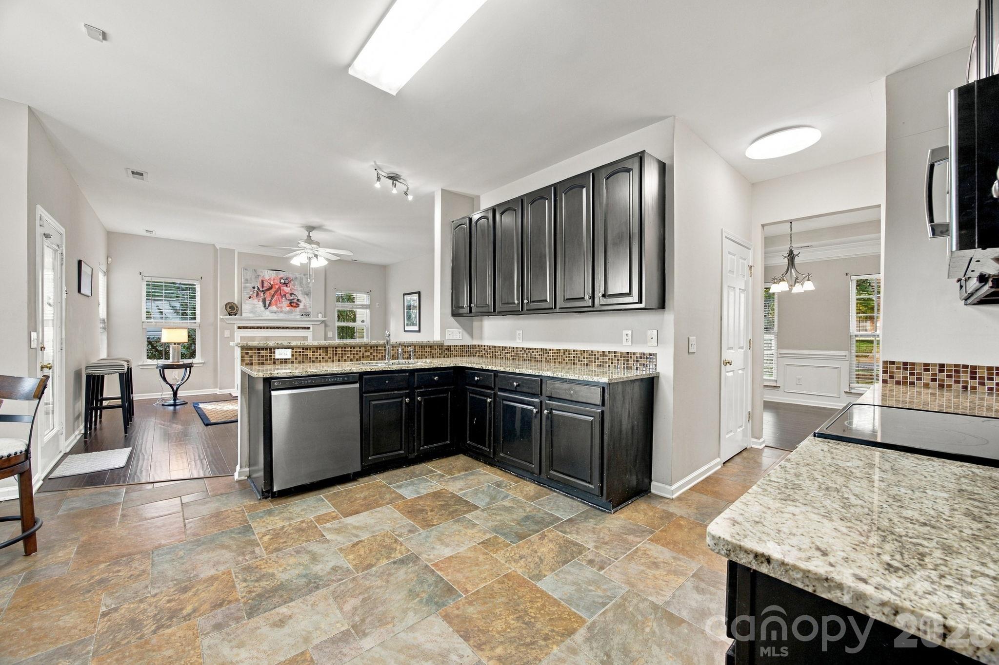 17237 Baldwin Hall Drive Property Photo 10