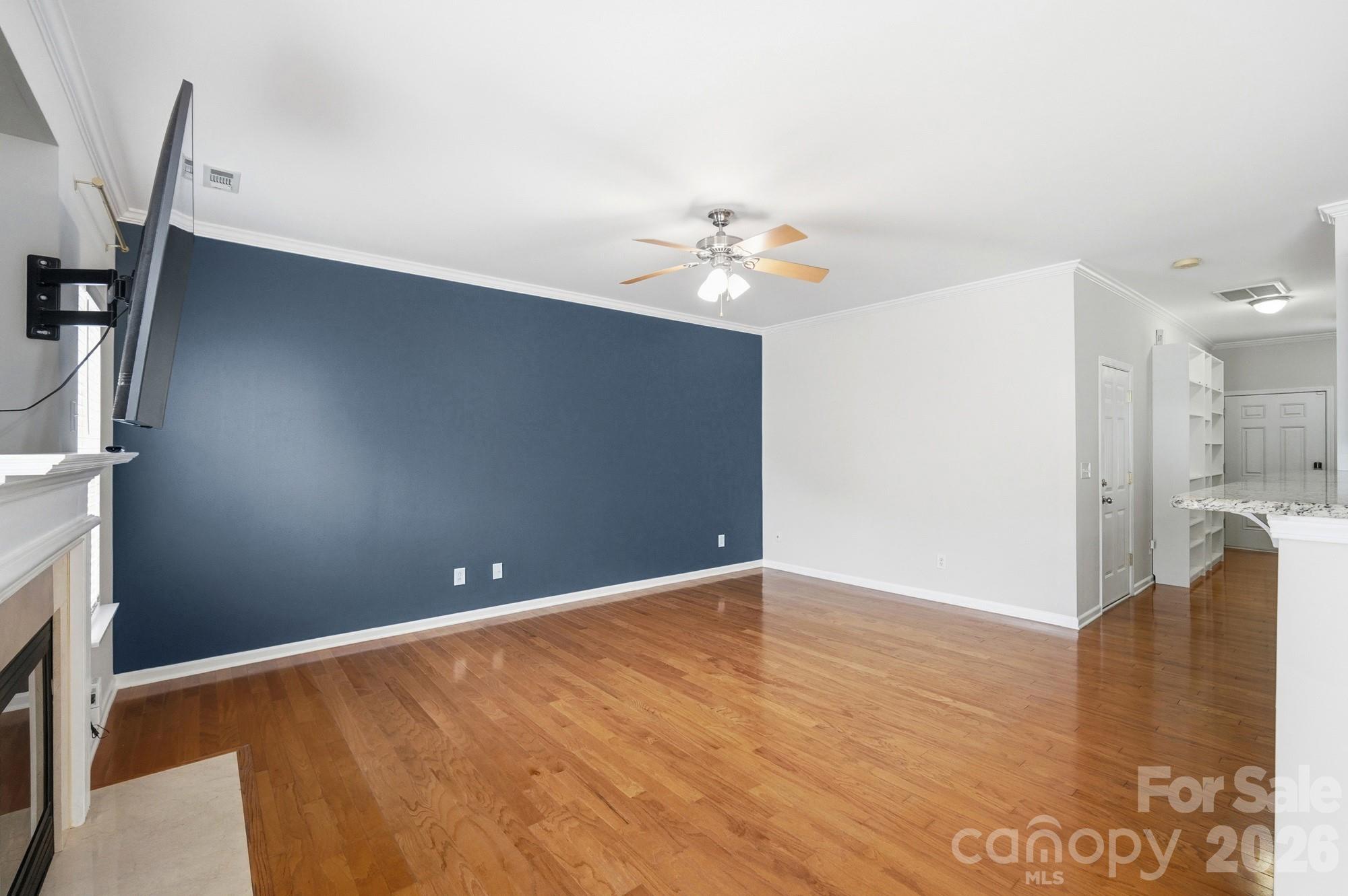 13838 Singleleaf Lane Property Photo 5