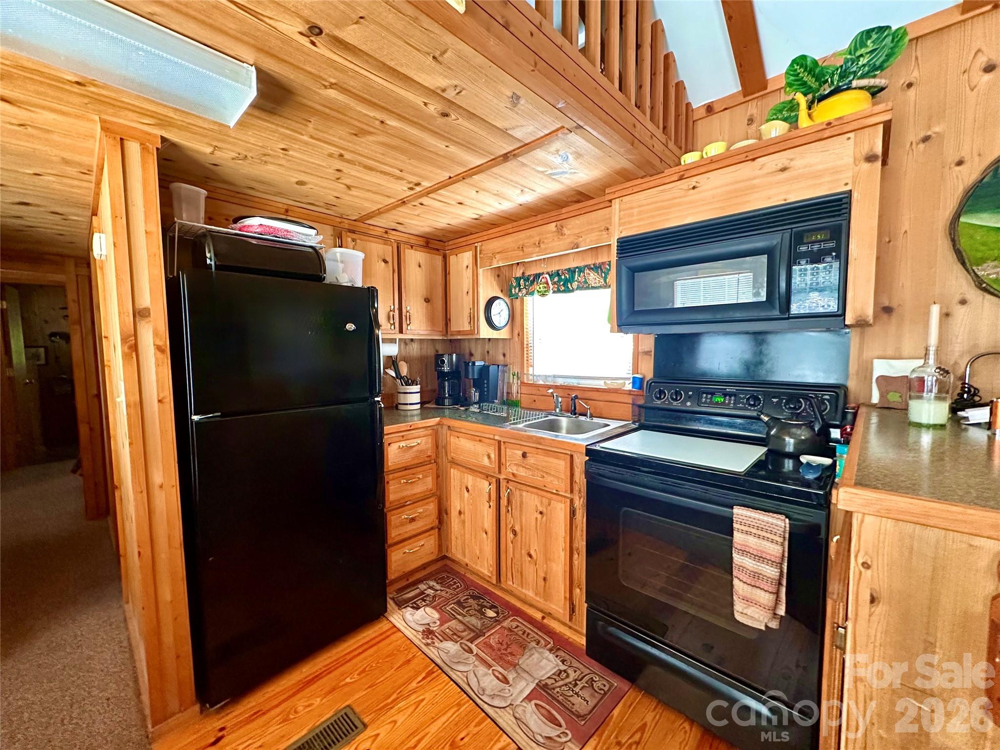21 Bear Cub Drive Property Photo 7