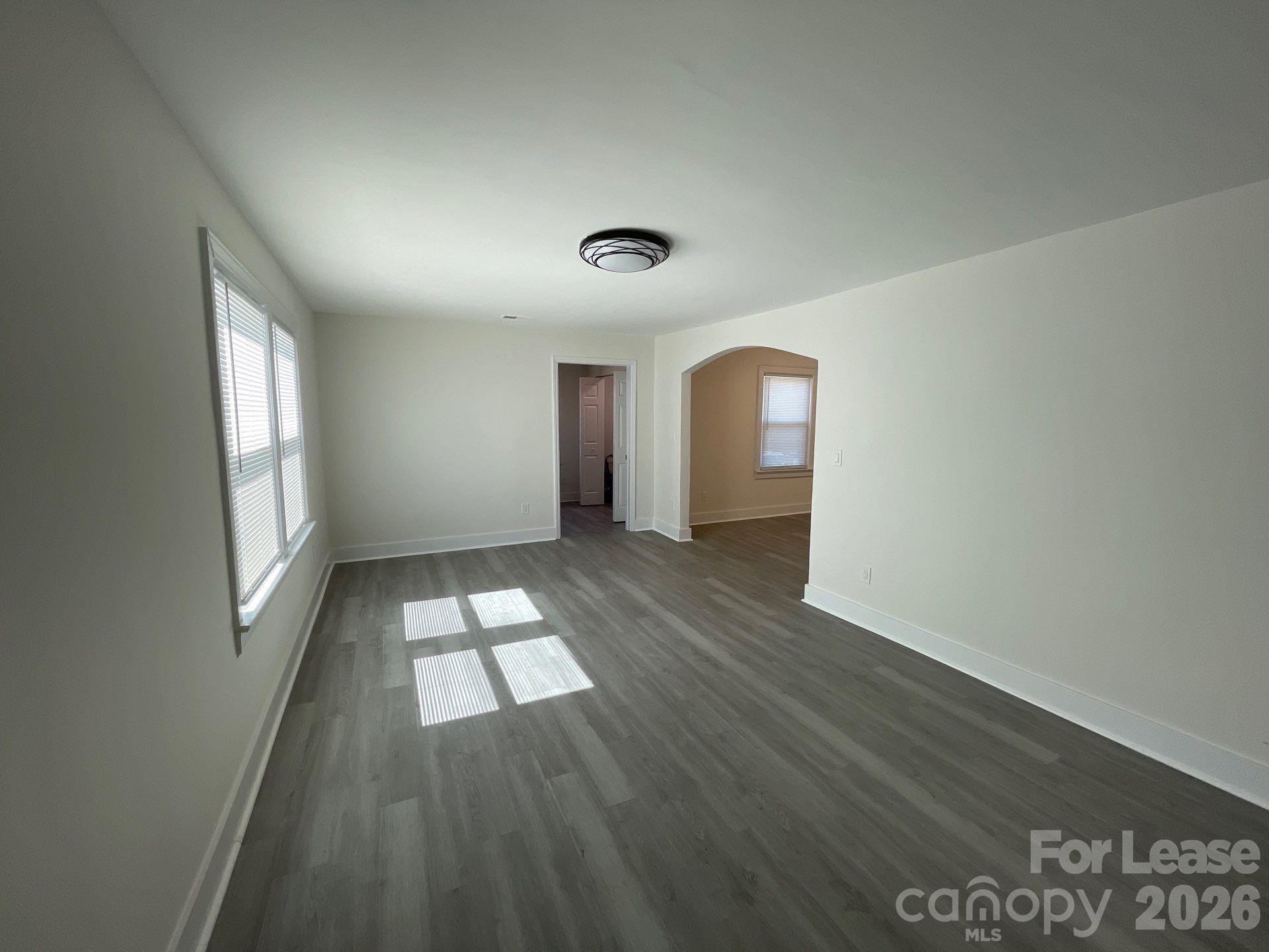 649 Arch Drive Property Photo 8