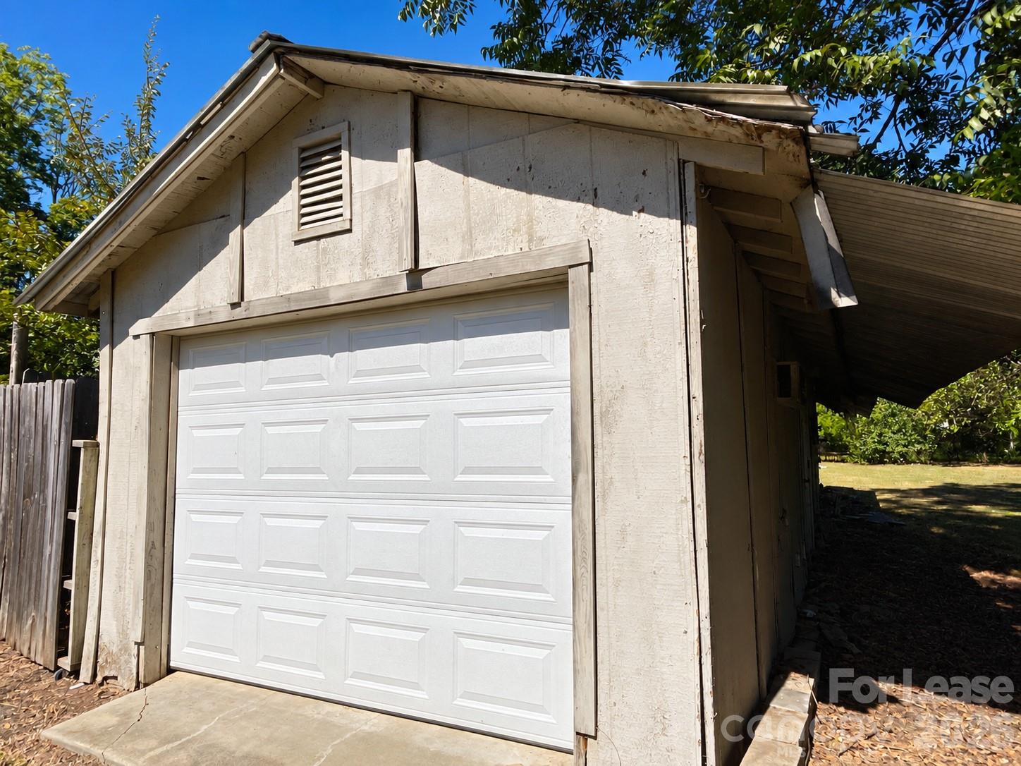 649 Arch Drive Property Photo 18
