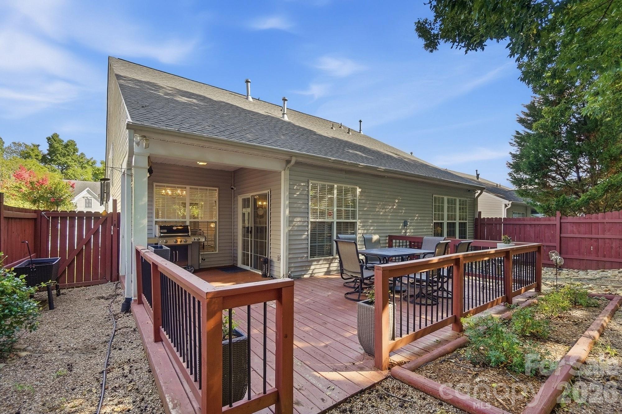 8530 Heron Glen Drive Property Photo 17