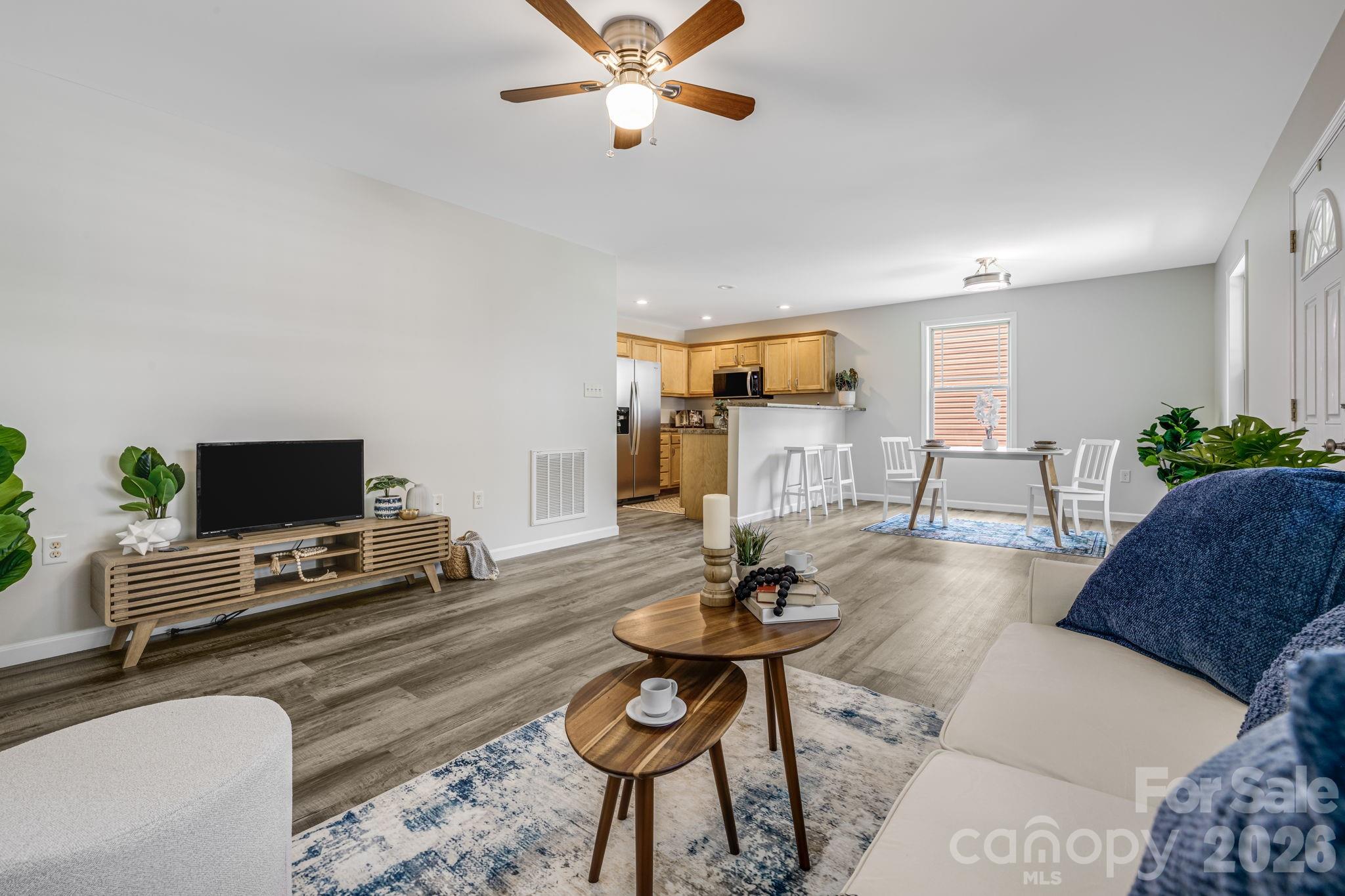 9 Coral Berry Drive Property Photo 12