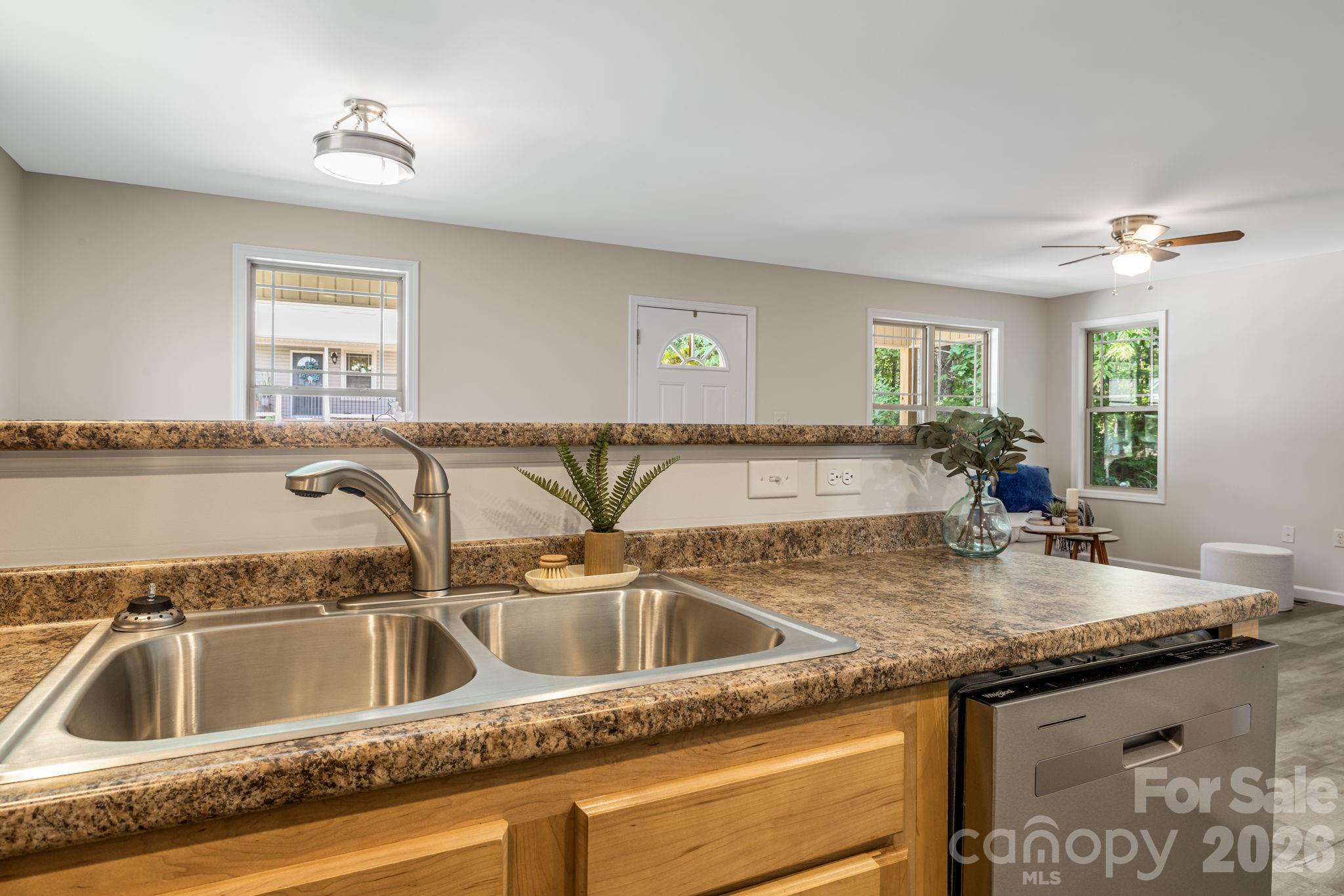 9 Coral Berry Drive Property Photo 14