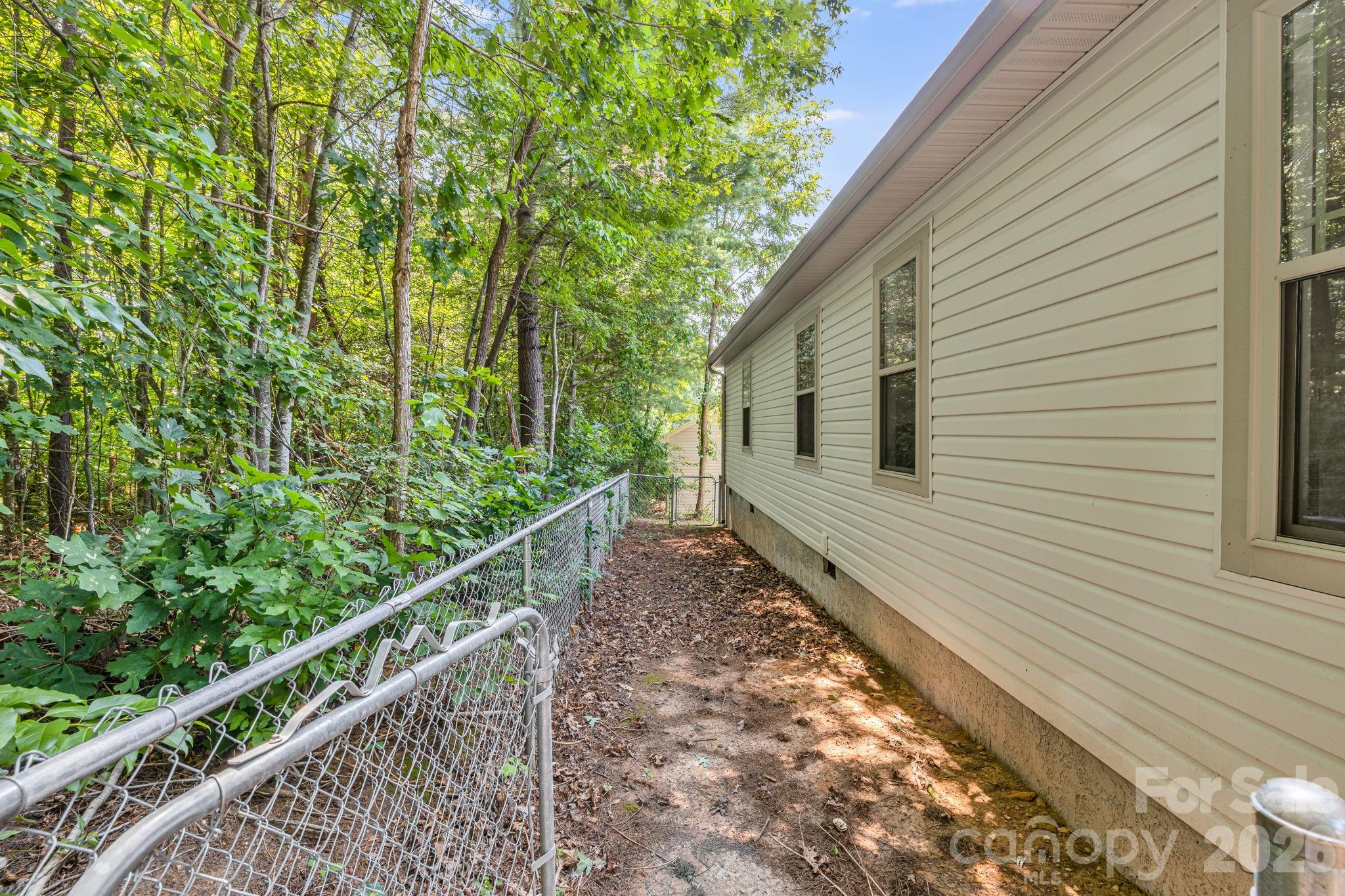 9 Coral Berry Drive Property Photo 25