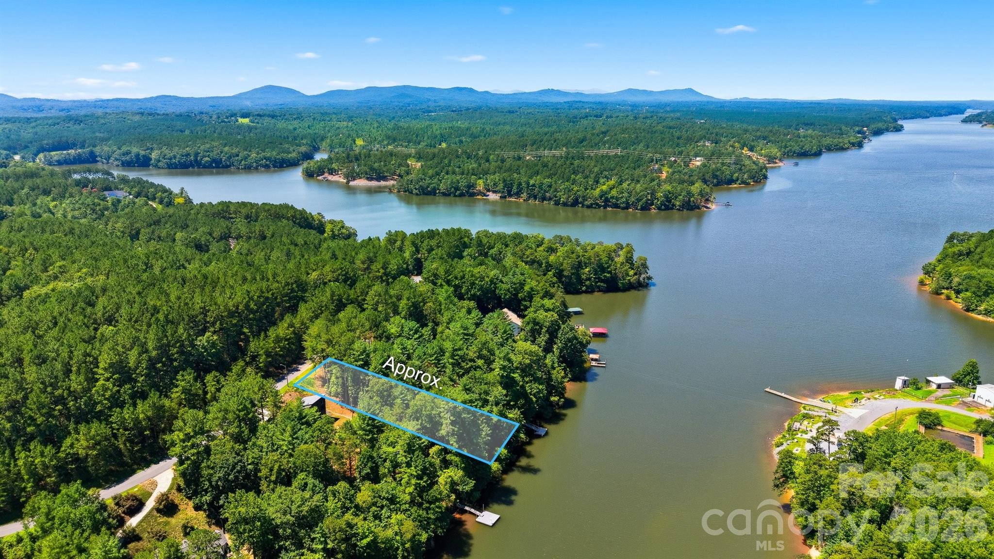 38 Peaceful Cove Court Property Photo 7