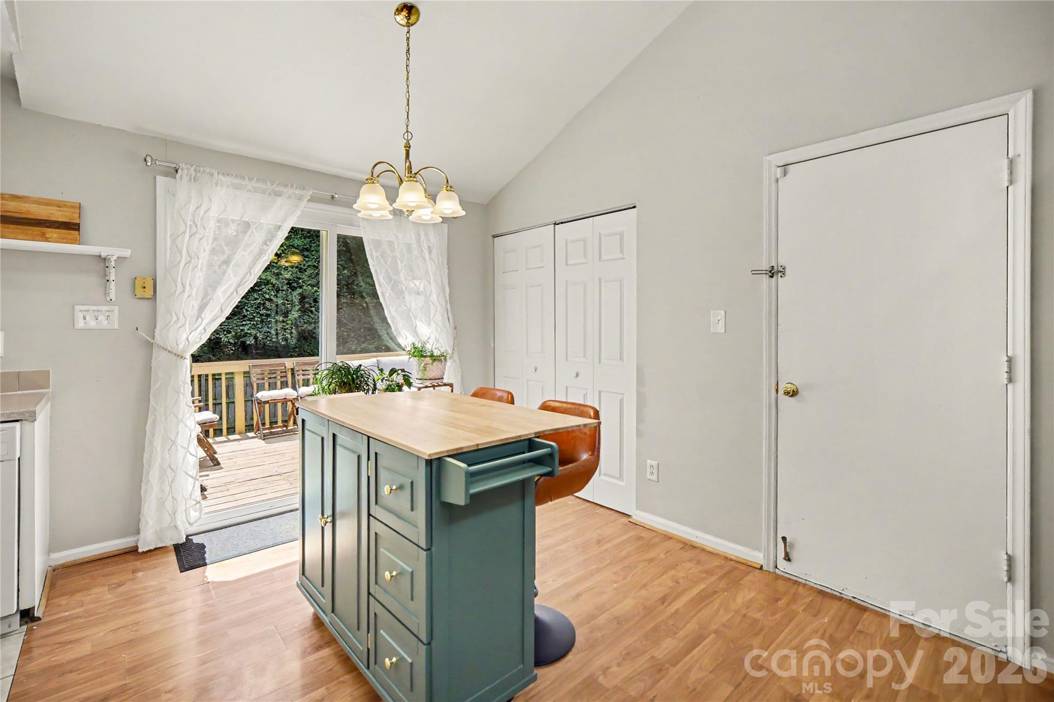6601 Santa Cruz Trail Property Photo 7