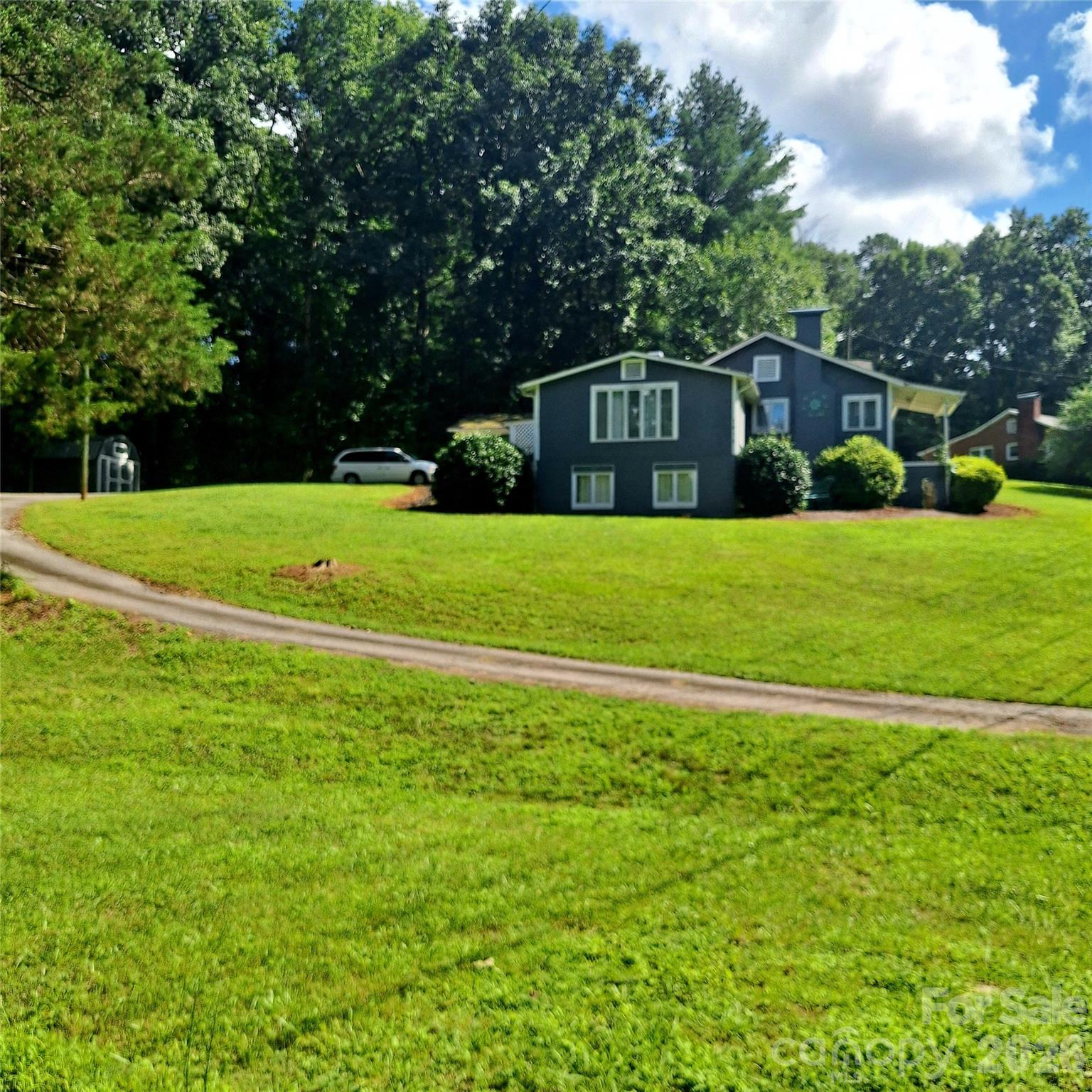 1876 Drexel Road Property Photo 3