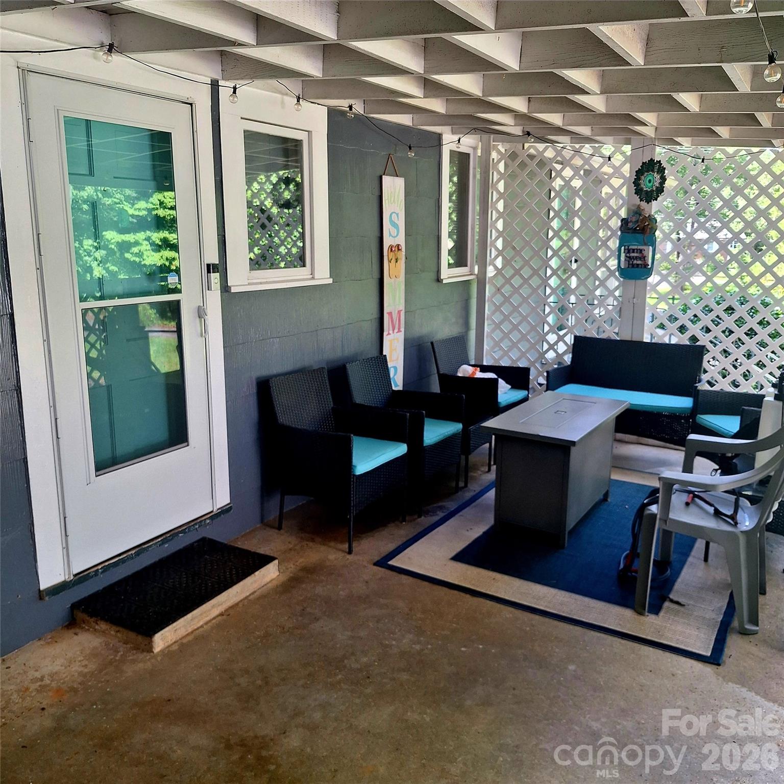 1876 Drexel Road Property Photo 8