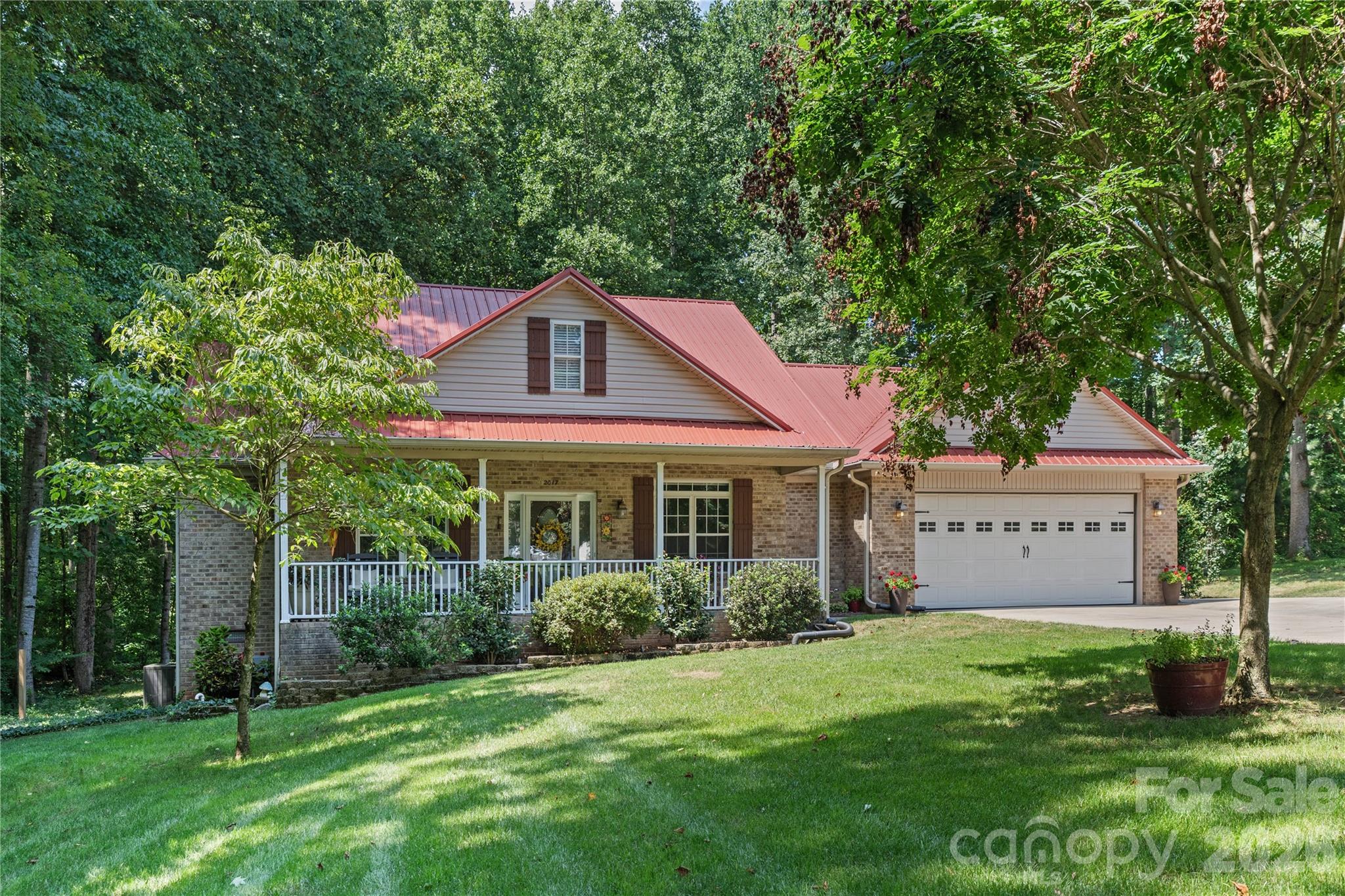 2017 Cameron Heights Circle Property Photo 1