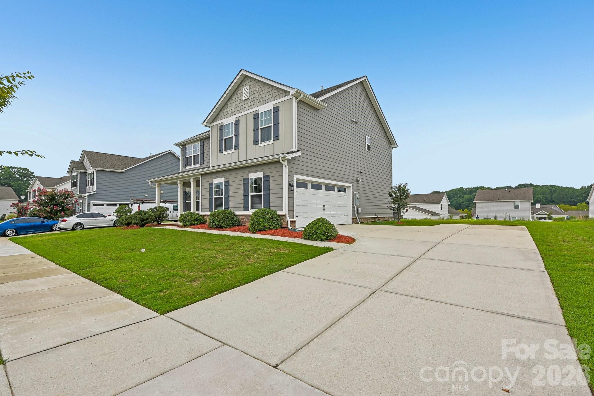 2127 Vecchio Drive Property Photo 4