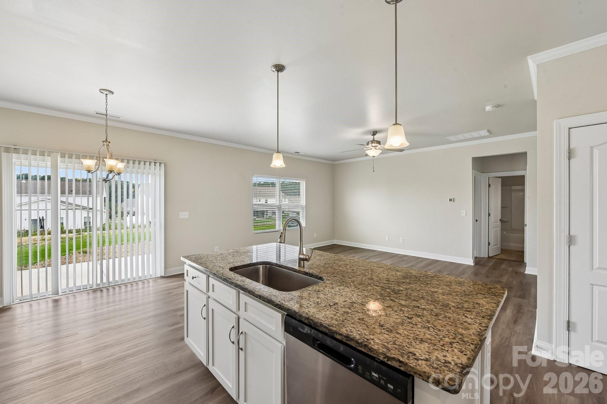 2127 Vecchio Drive Property Photo 16