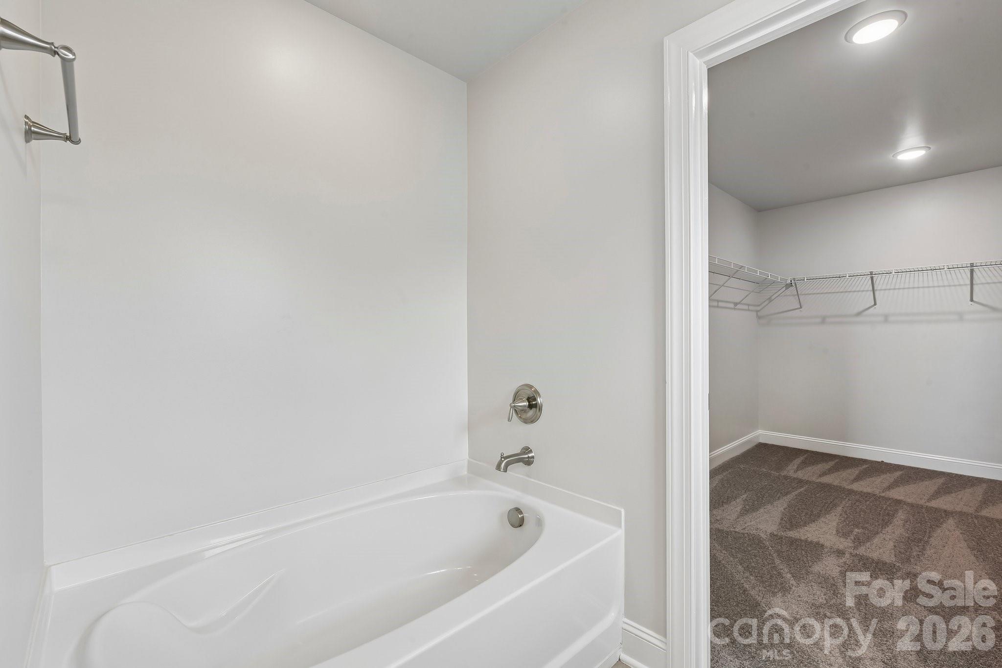 2127 Vecchio Drive Property Photo 28