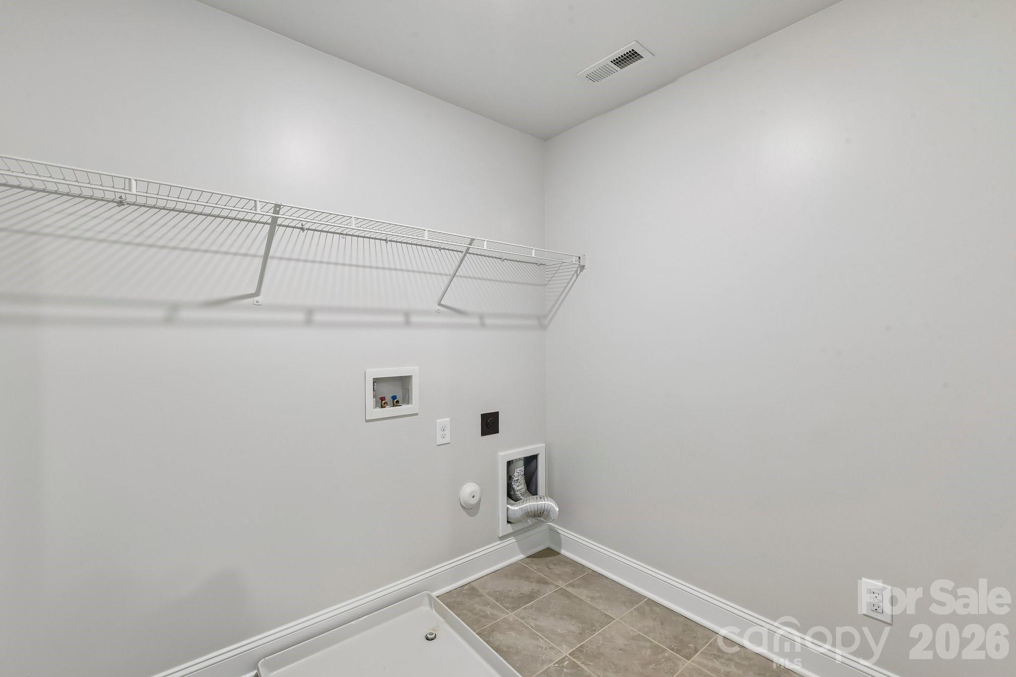 2127 Vecchio Drive Property Photo 30