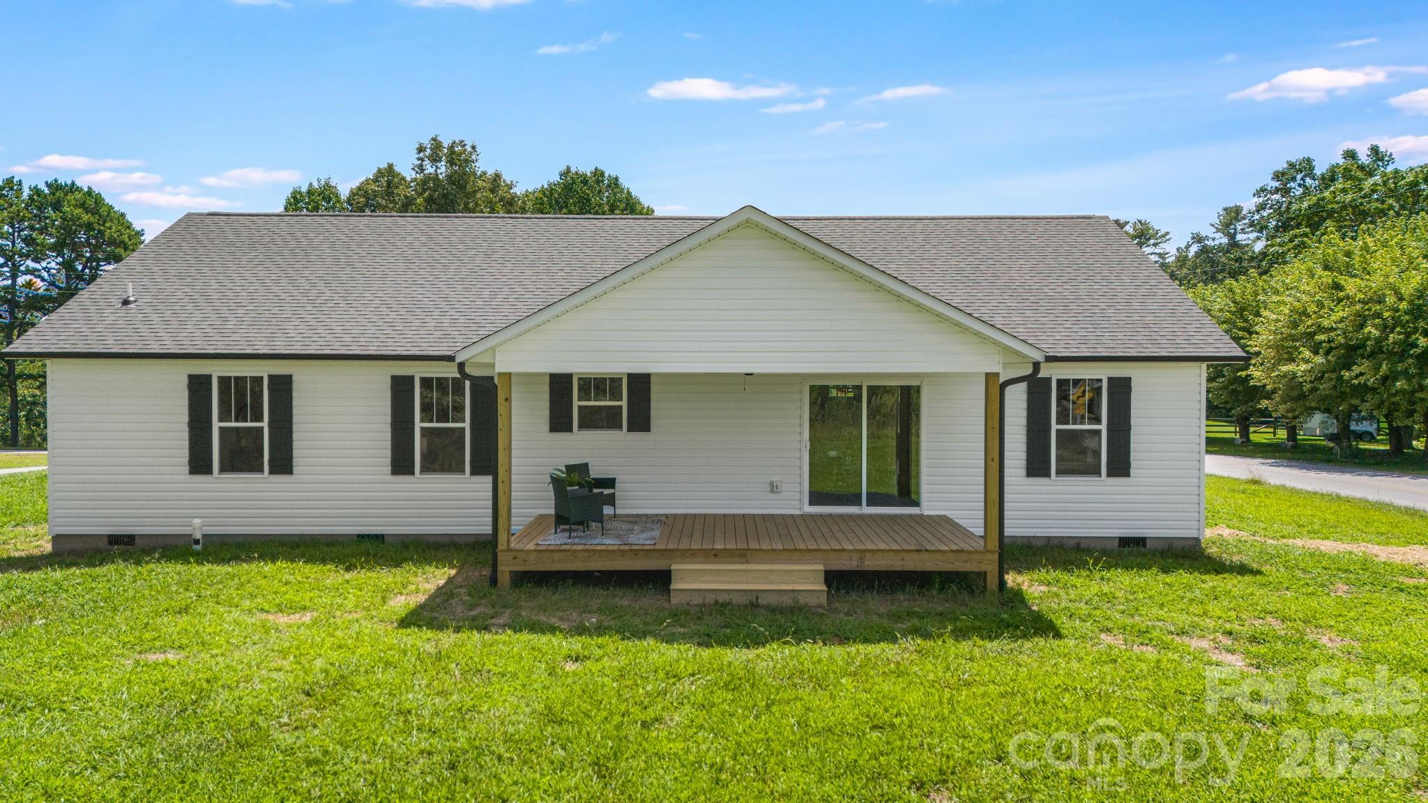 735 Jupiter Road Property Photo 10