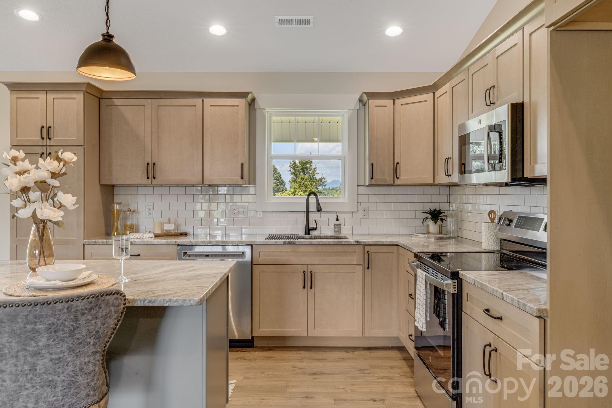 735 Jupiter Road Property Photo 19