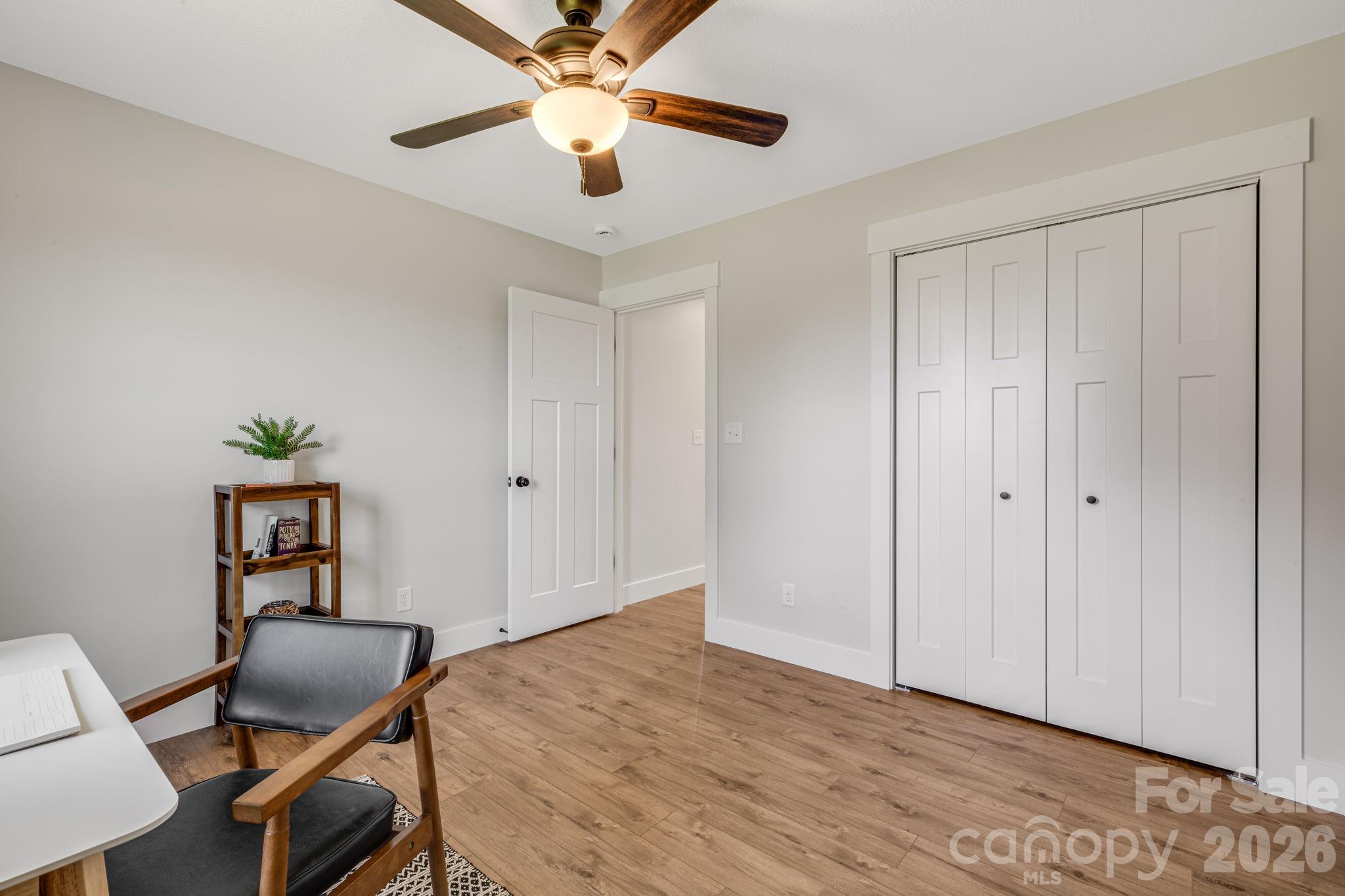 735 Jupiter Road Property Photo 31