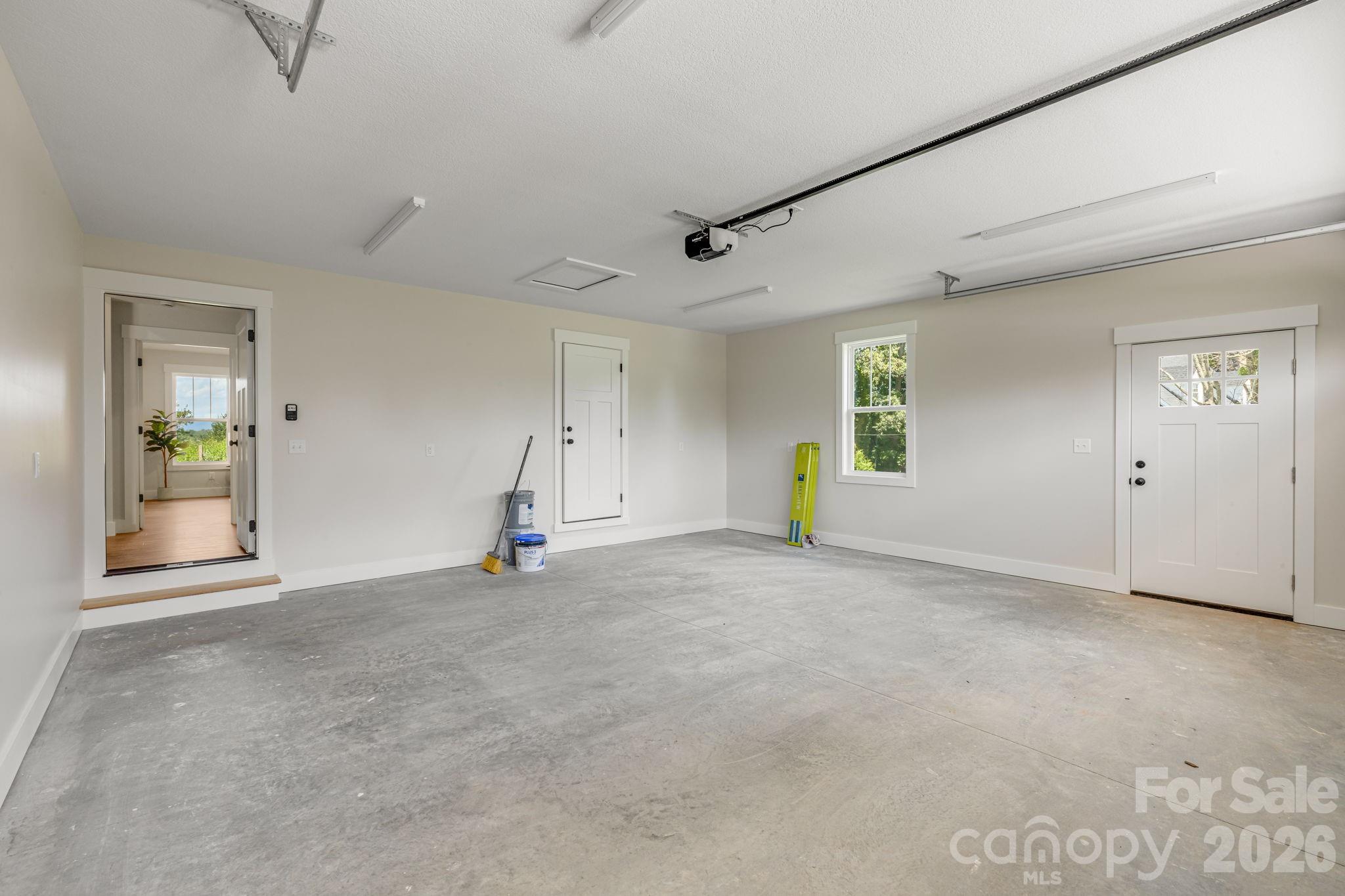 735 Jupiter Road Property Photo 38
