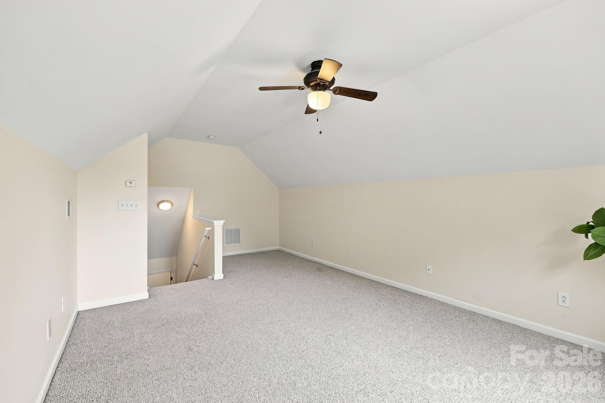 109 Washburn Range Drive Property Photo 33