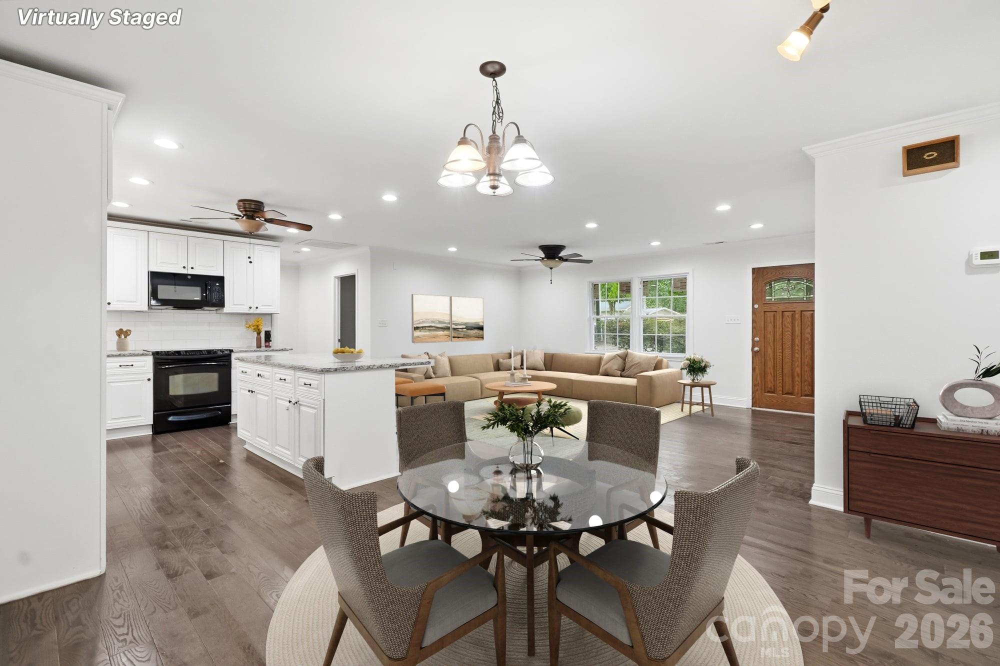 6081 Cambridge Drive Property Photo 4