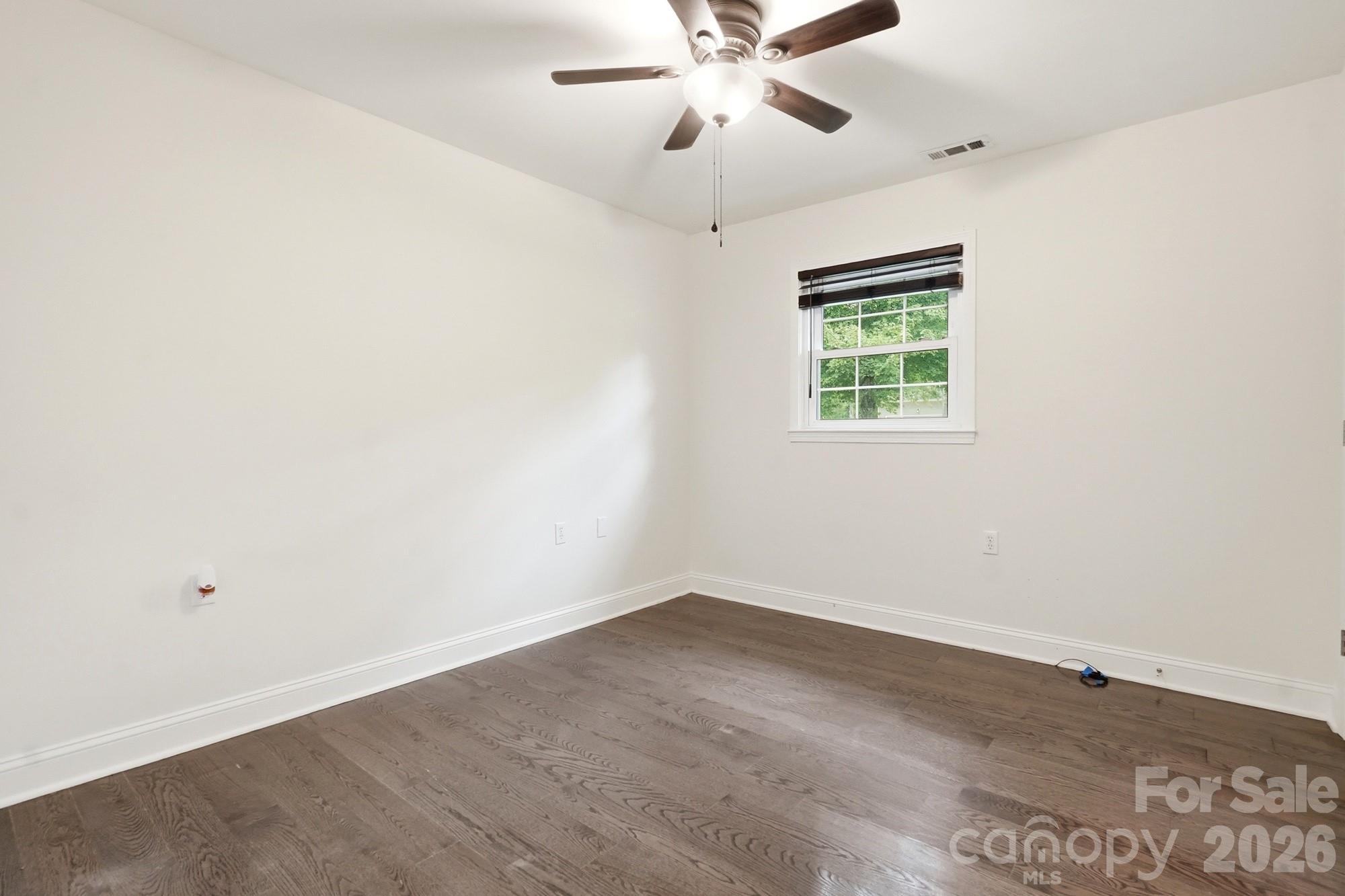6081 Cambridge Drive Property Photo 22