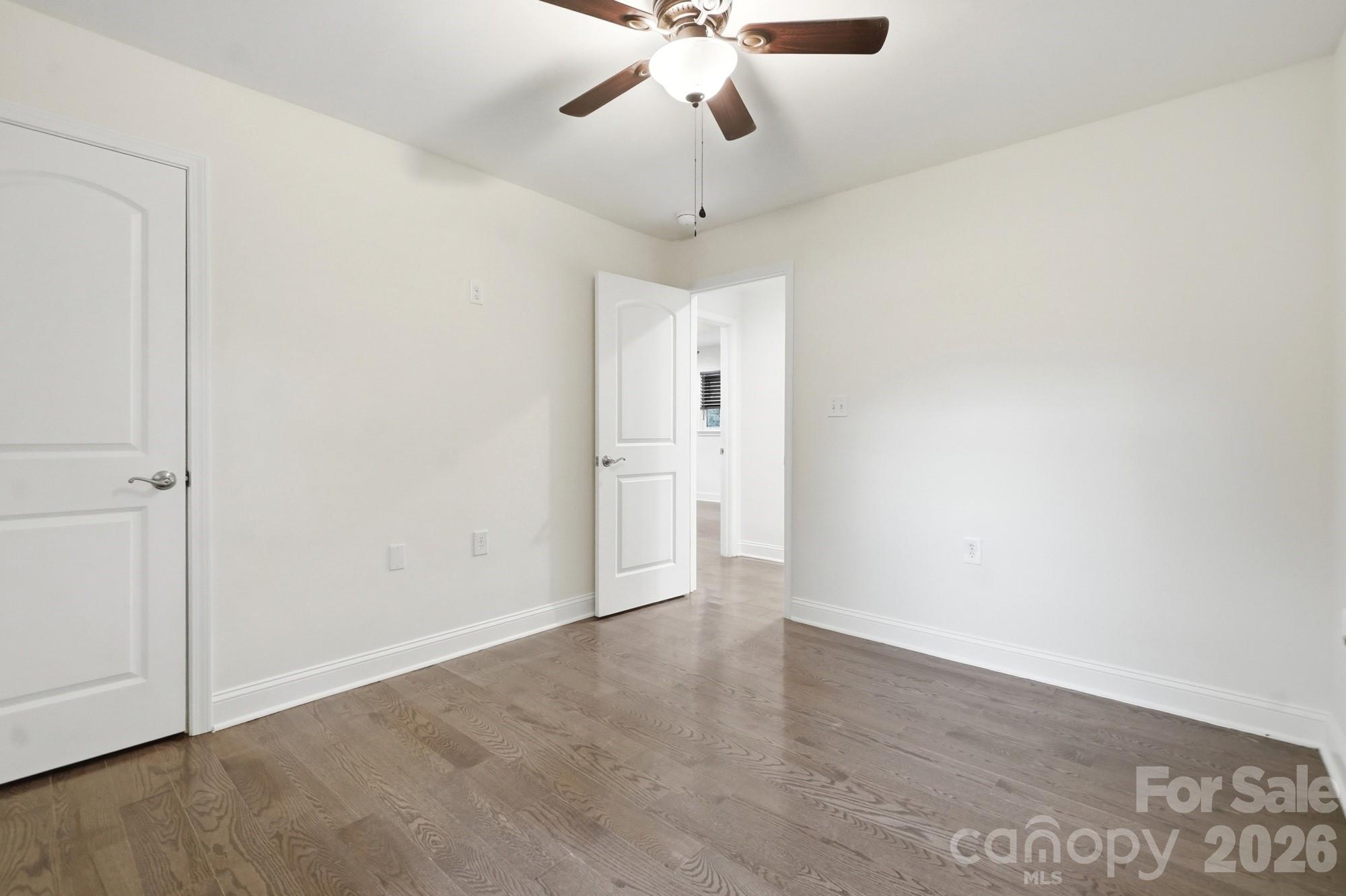 6081 Cambridge Drive Property Photo 23