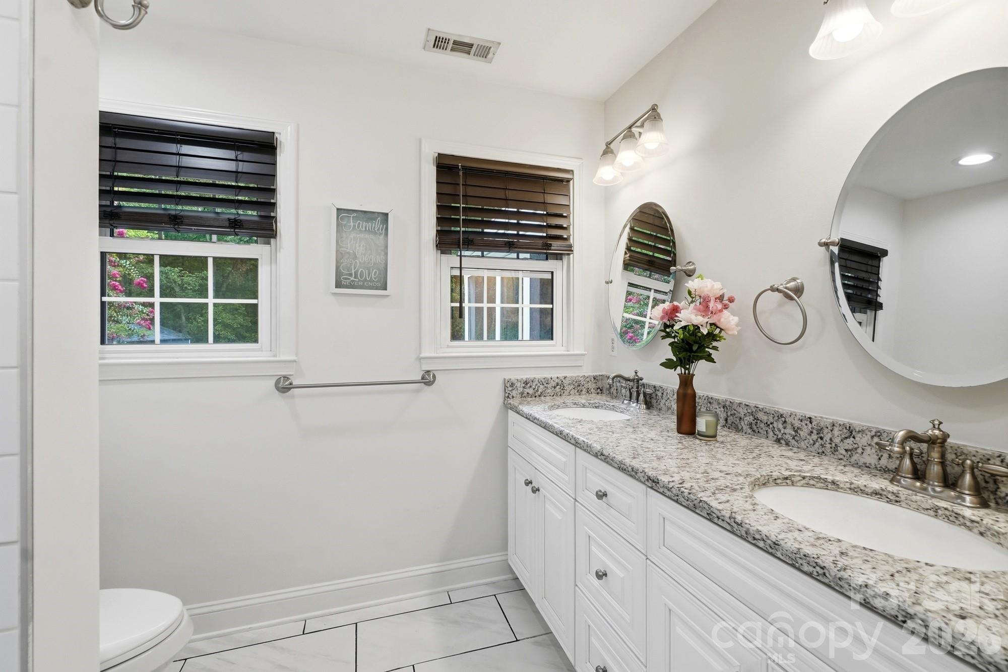 6081 Cambridge Drive Property Photo 24