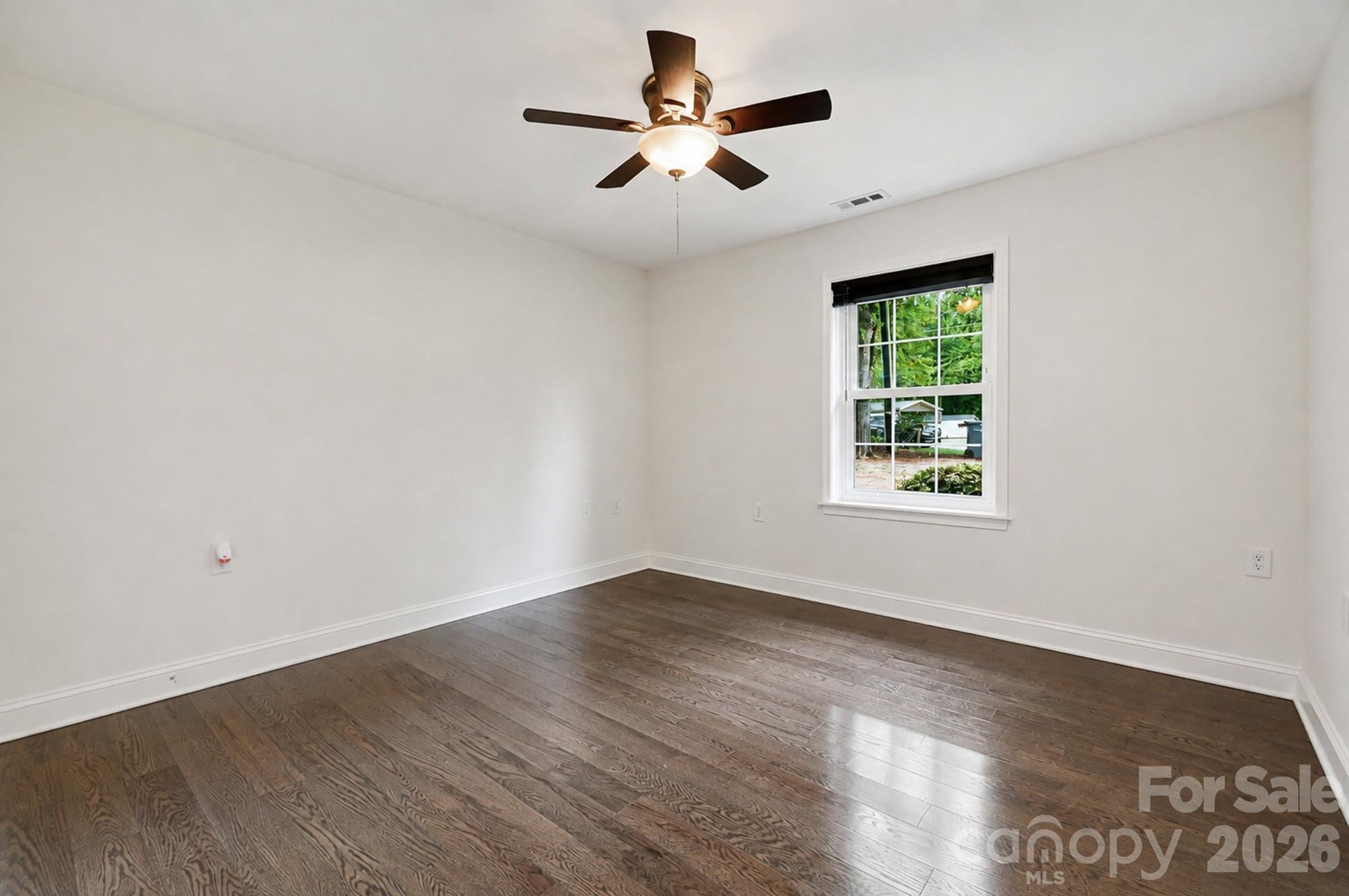 6081 Cambridge Drive Property Photo 26
