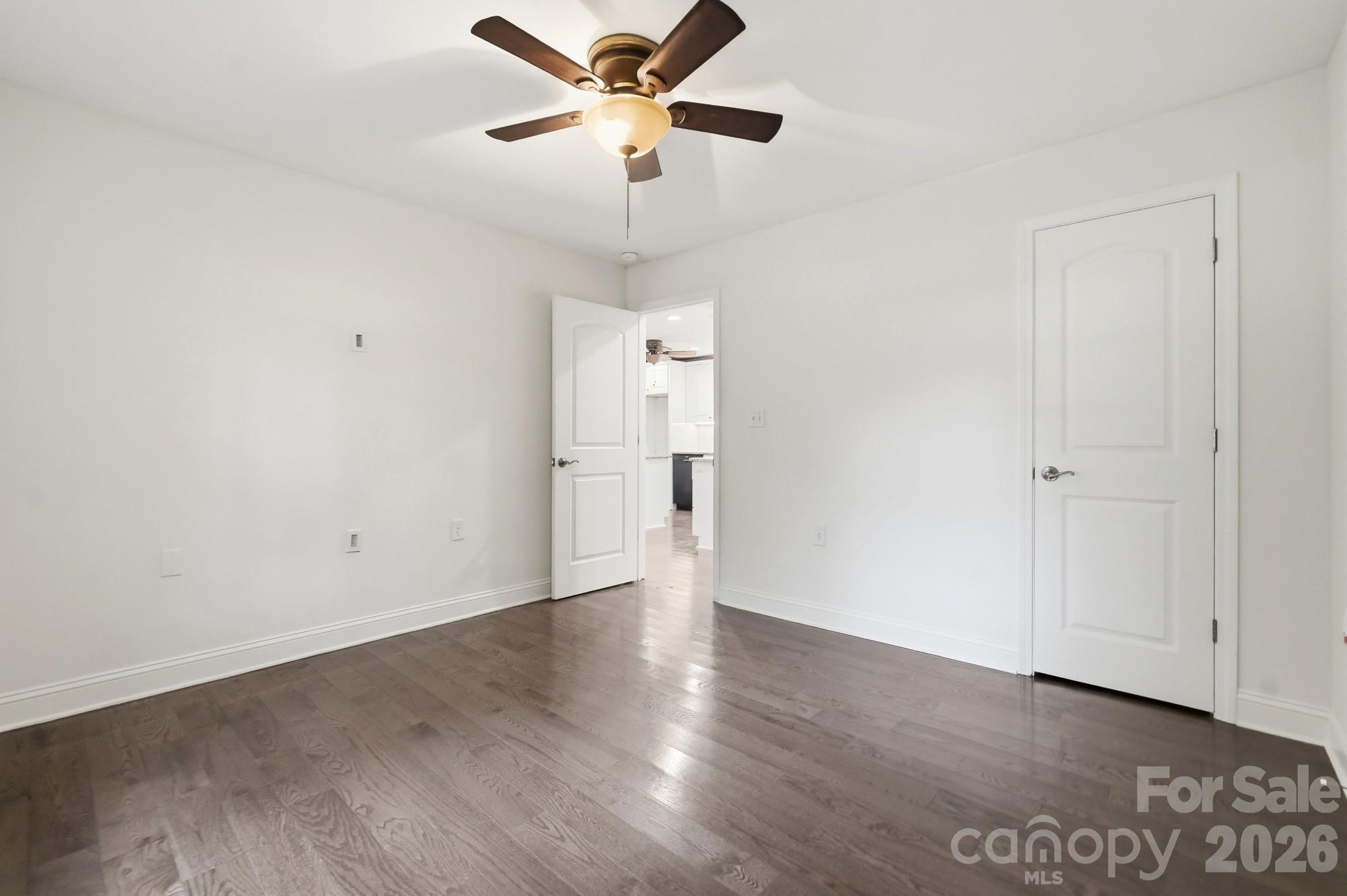 6081 Cambridge Drive Property Photo 27