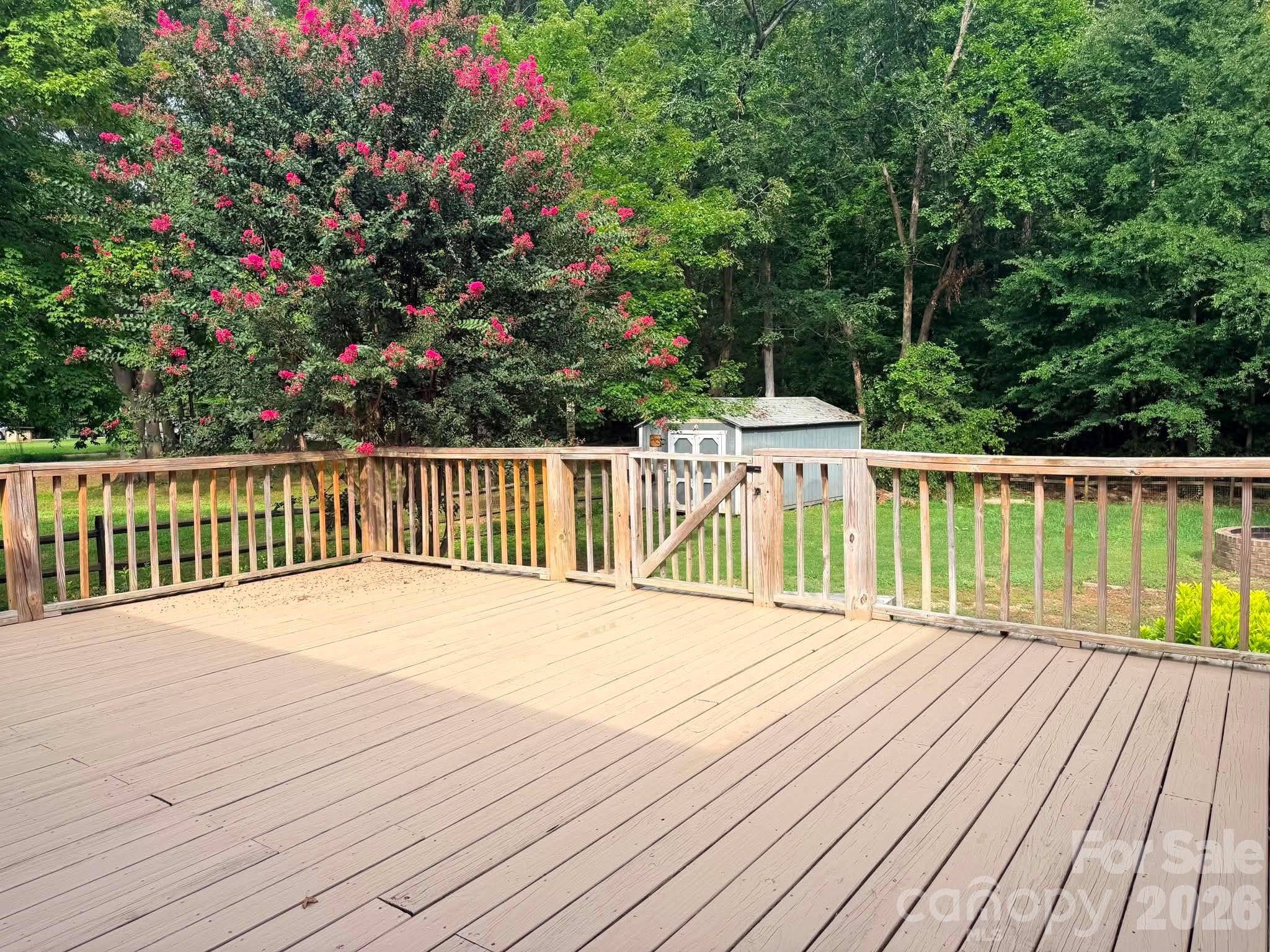 6081 Cambridge Drive Property Photo 30