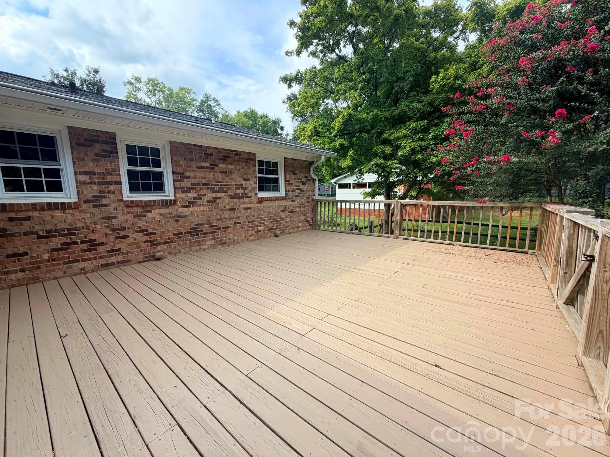 6081 Cambridge Drive Property Photo 31