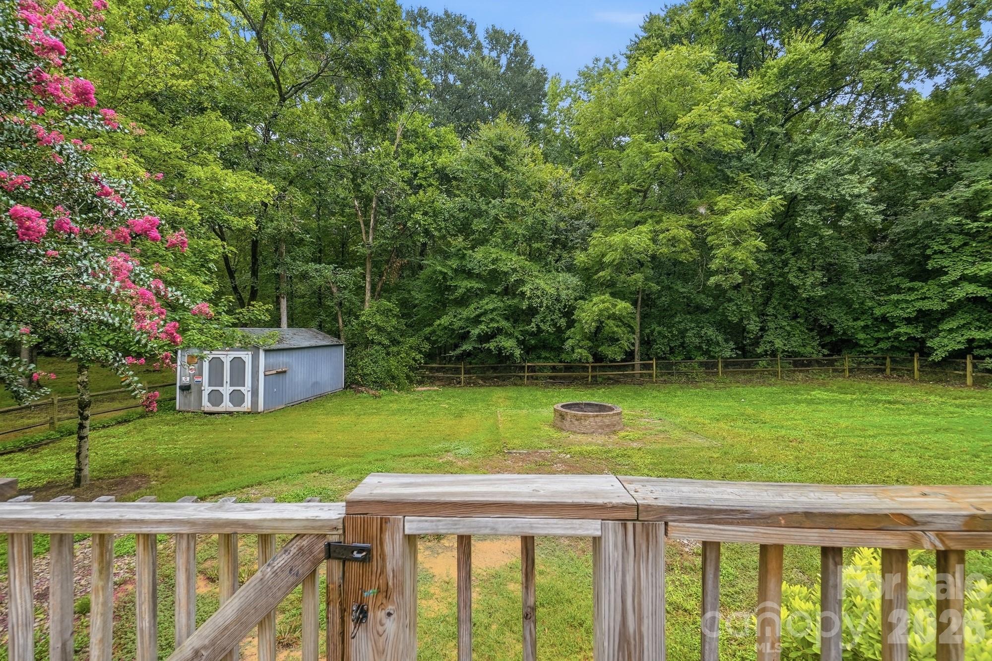 6081 Cambridge Drive Property Photo 35