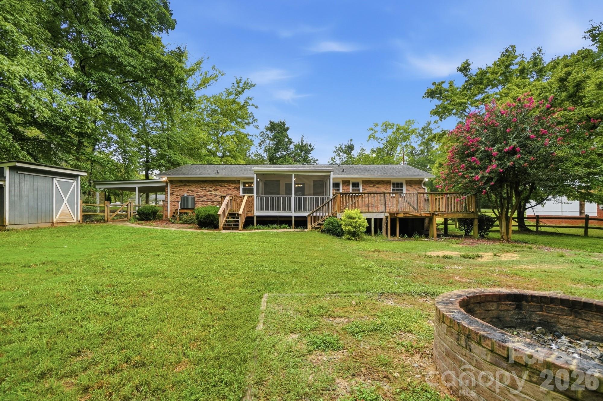 6081 Cambridge Drive Property Photo 38