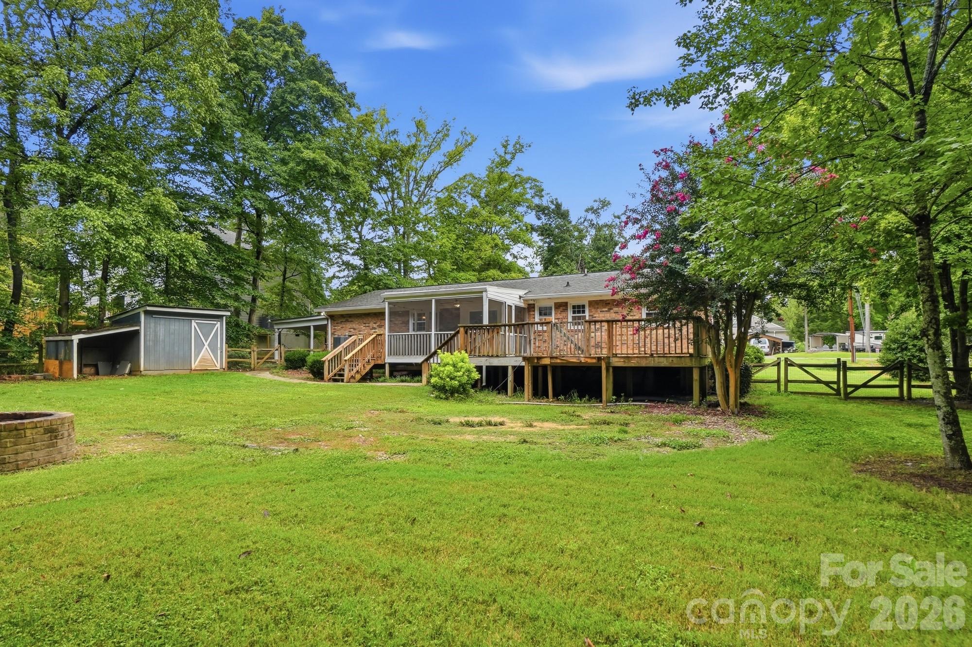 6081 Cambridge Drive Property Photo 39