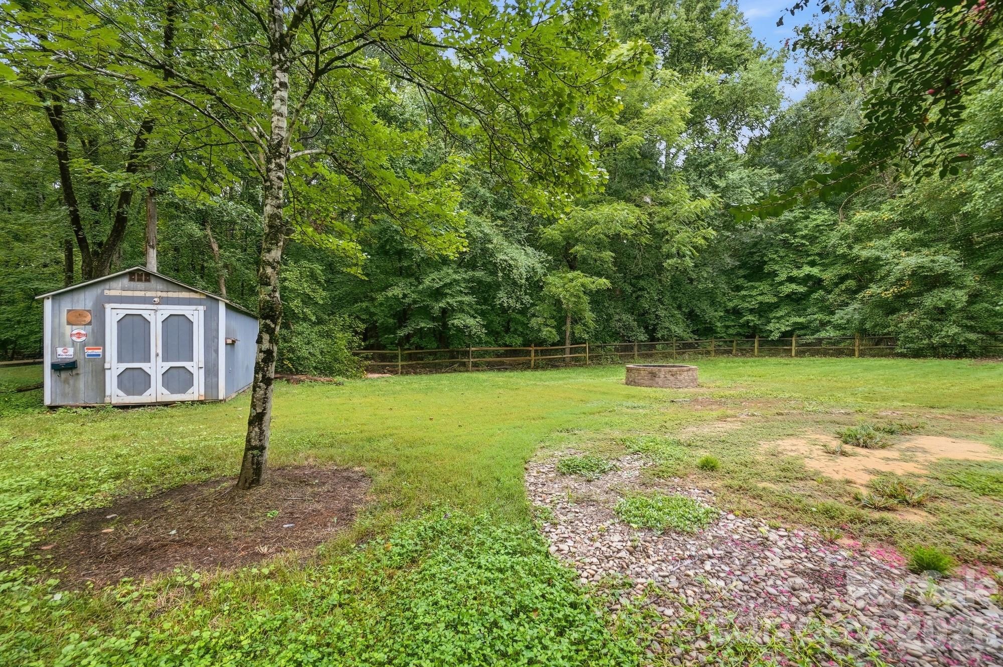 6081 Cambridge Drive Property Photo 40