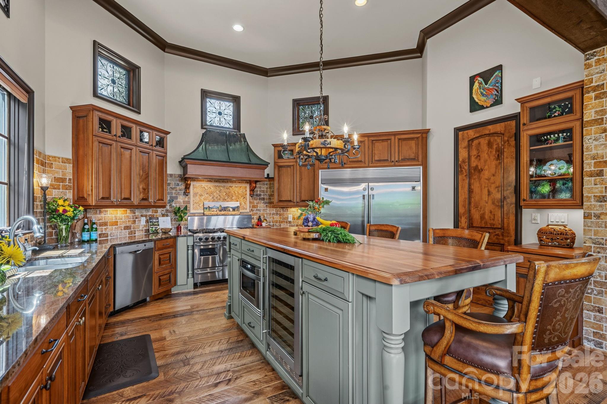 1807 Charden Road Property Photo 14