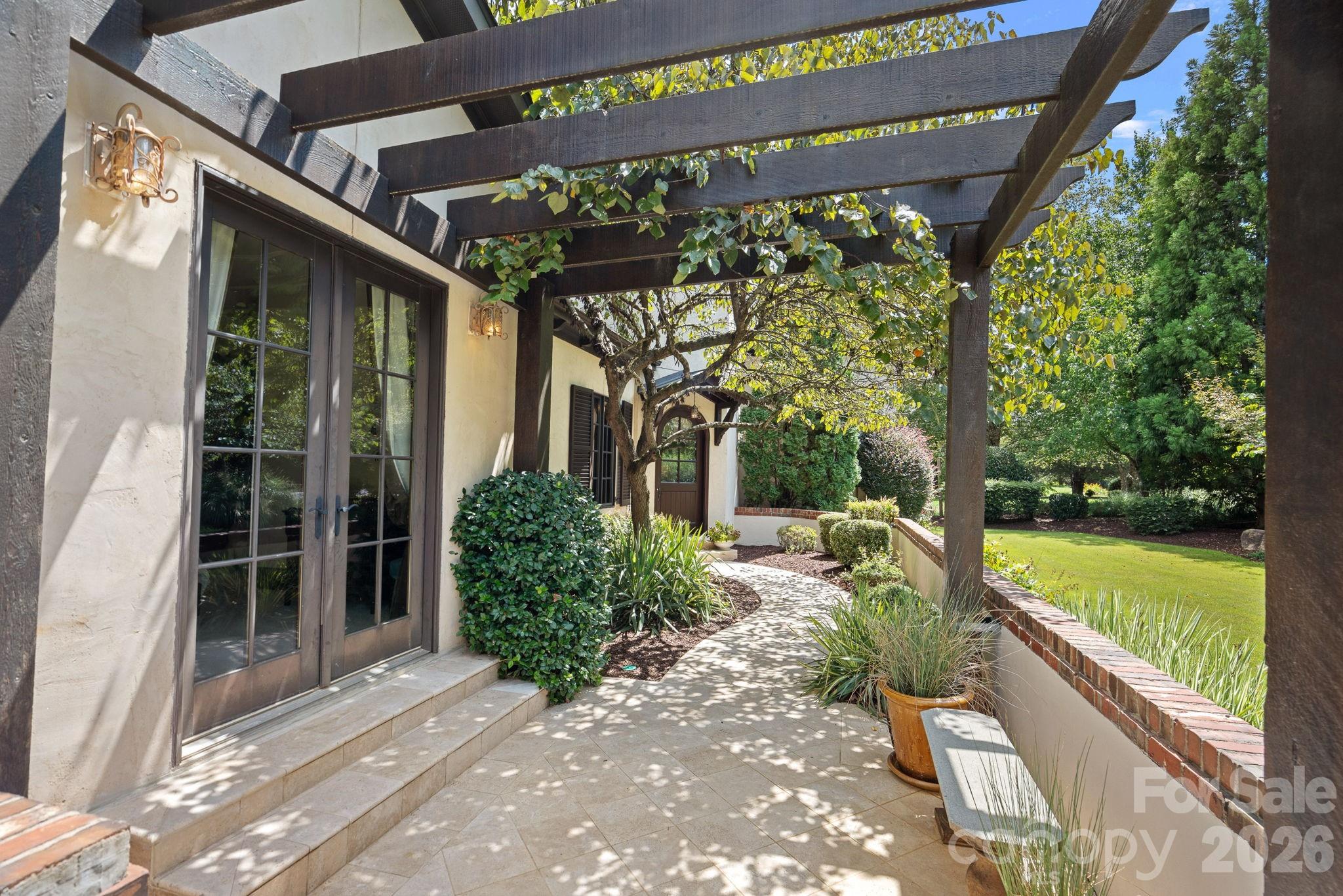 1807 Charden Road Property Photo 44