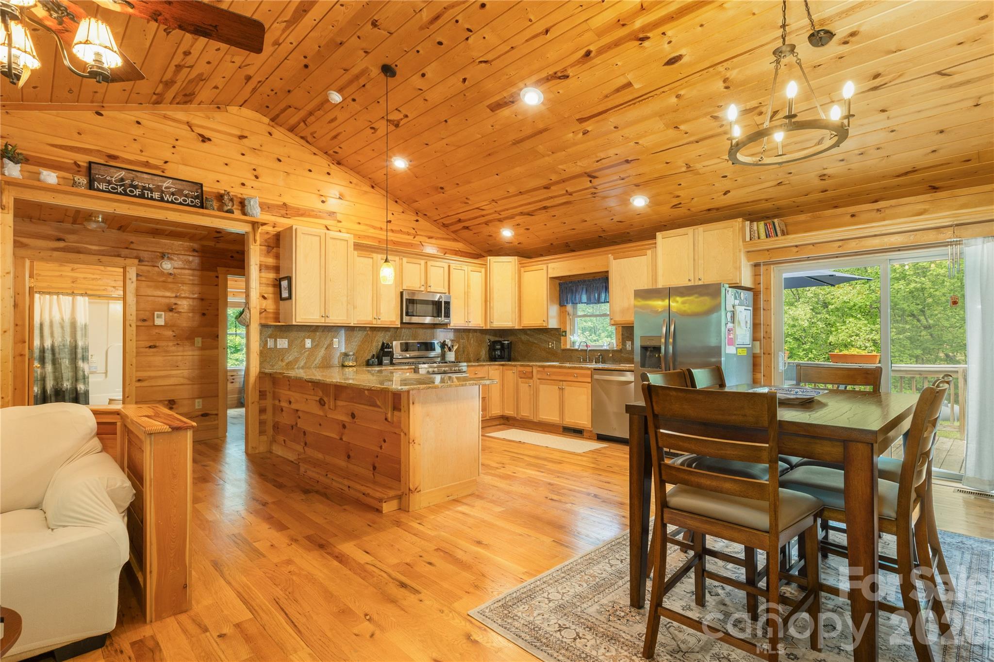 134 Quebec Trail Property Photo 5