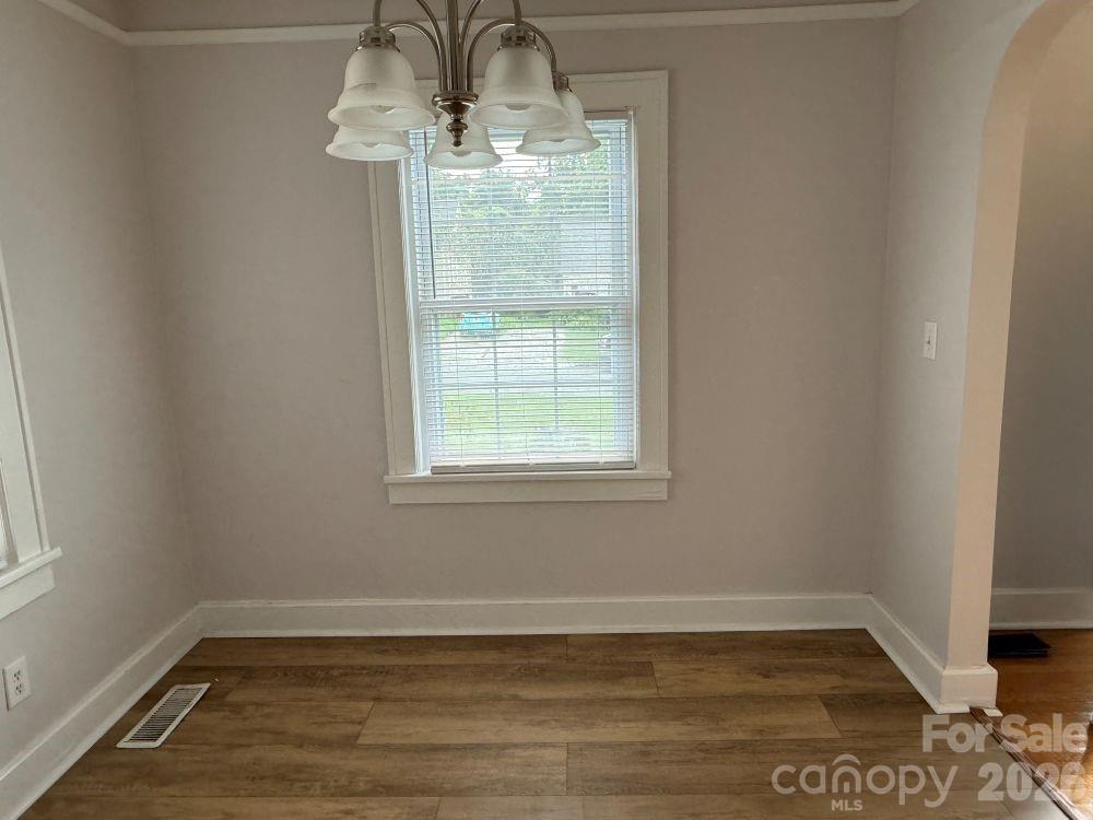 1008 Jackson Street Property Photo 6