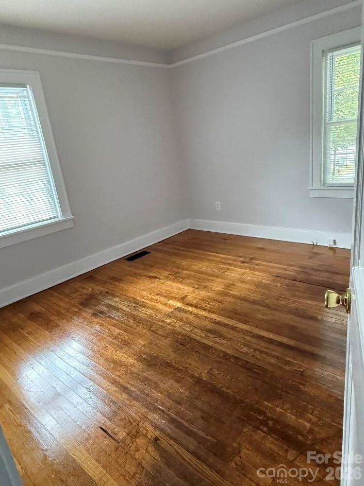 1008 Jackson Street Property Photo 8