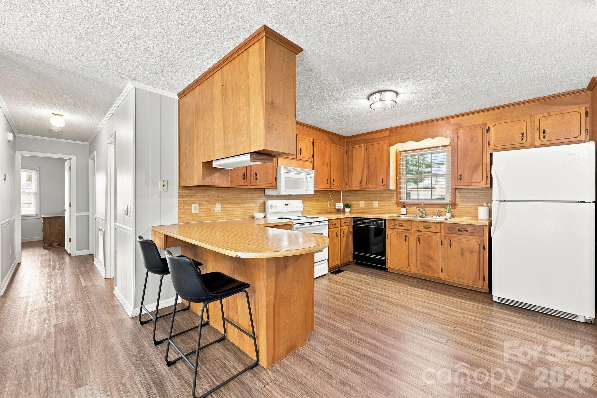 558 Snuggs Street Property Photo 17
