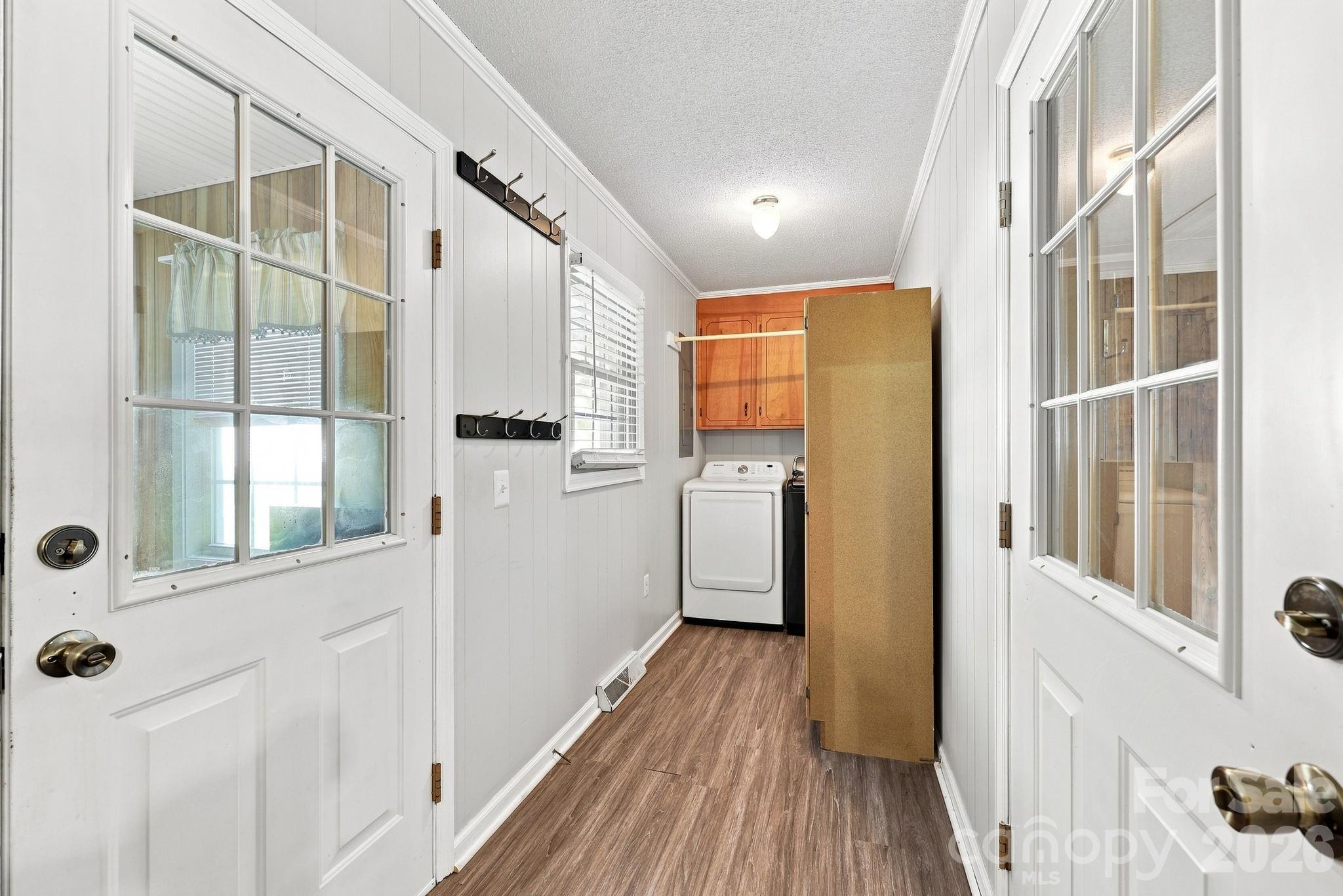 558 Snuggs Street Property Photo 22