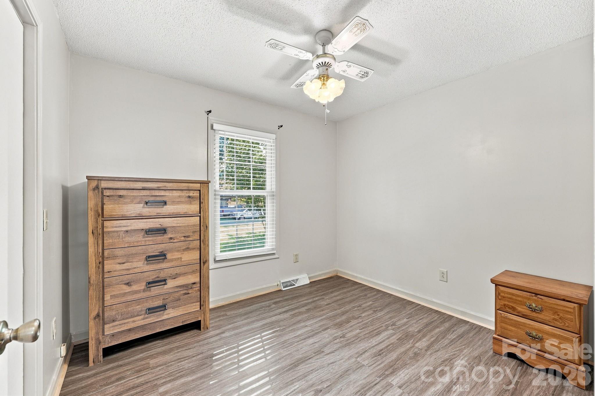 558 Snuggs Street Property Photo 26
